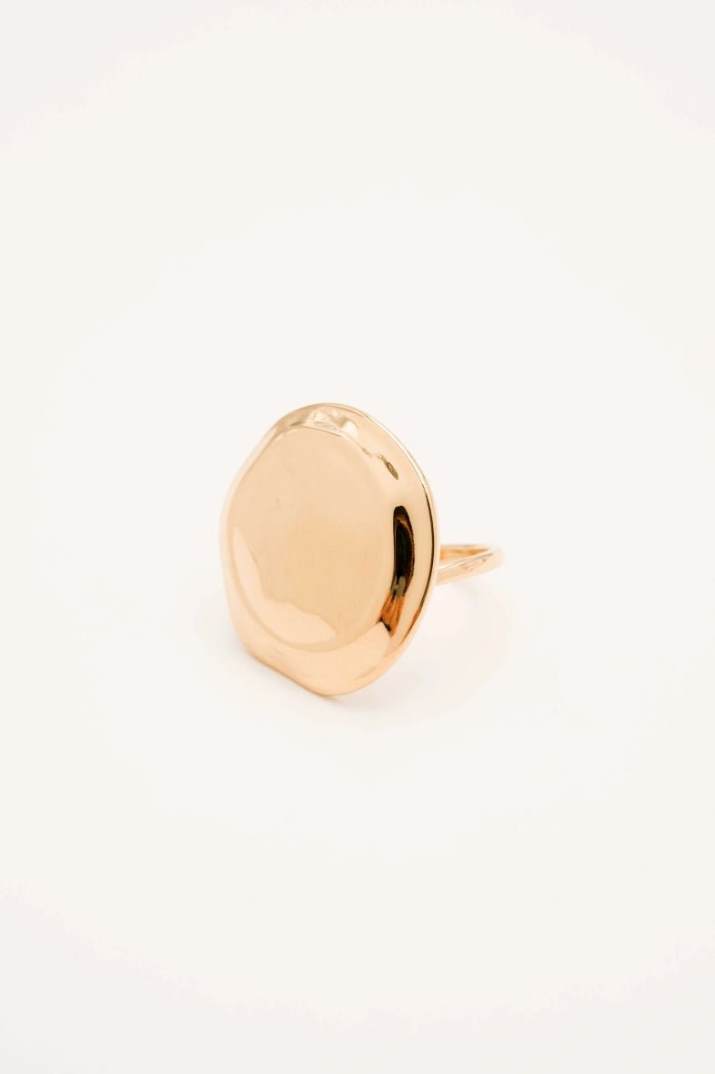 Sileas Ring – Elegant and Timeless Design for Women | Perfect for Weddings, Anniversaries & Everyday Wear