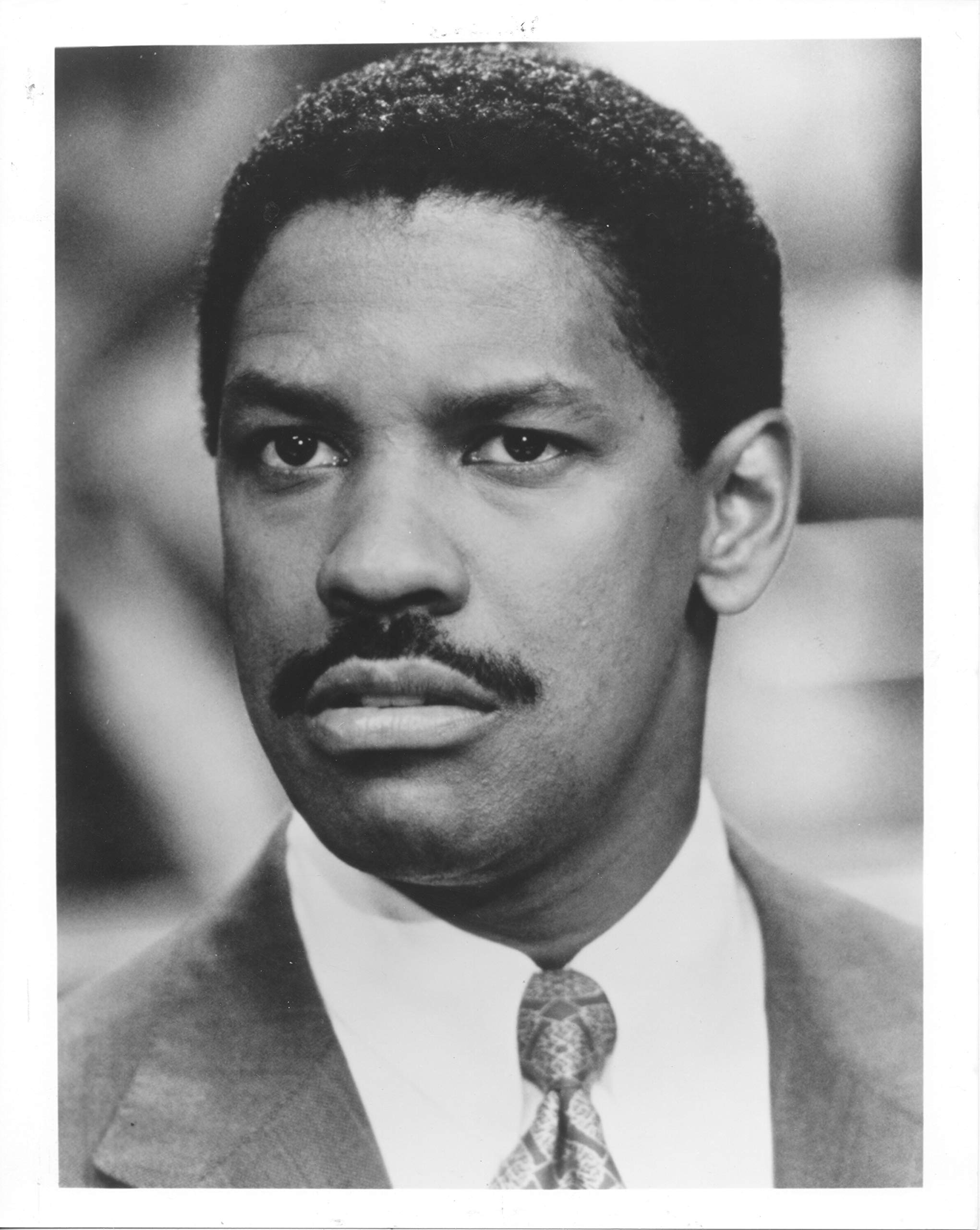 Denzel Washington 8x10 Copy Photo A4354 - High Quality Celebrity Memorabilia for Collectors, Fans, and Home Decor