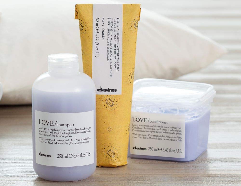 Davines LOVE Smoothing Shampoo for Frizzy Hair - 8.5oz (250ml) Hydrating & Nourishing Shampoo with Natural Ingredients | Perfect for Dry, Damaged Hair & Daily Hair Care Routine