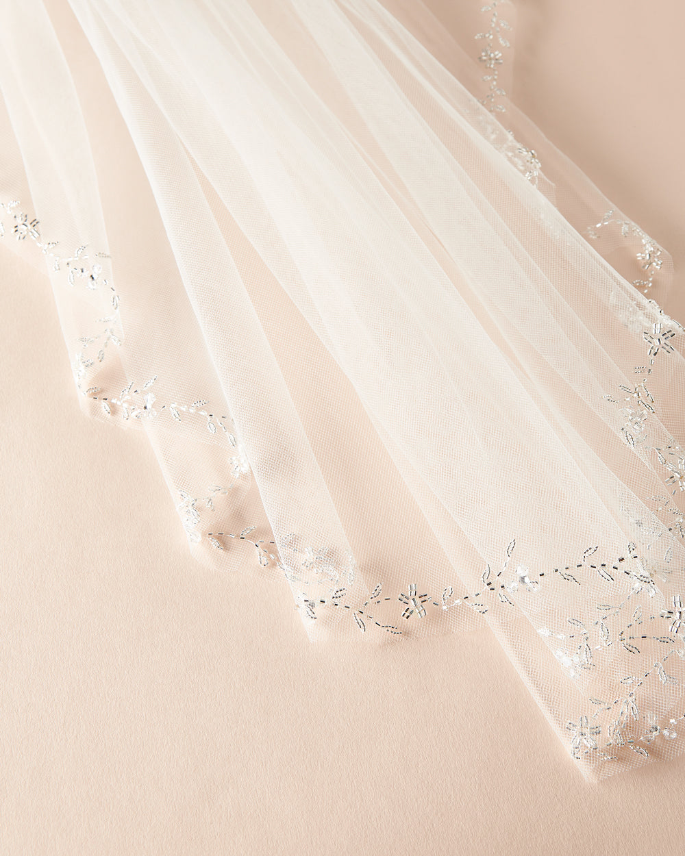 Elegant Floral Vine & Leaf Edge Veil - Perfect for Weddings, Bridal Accessories & Boho Photoshoots