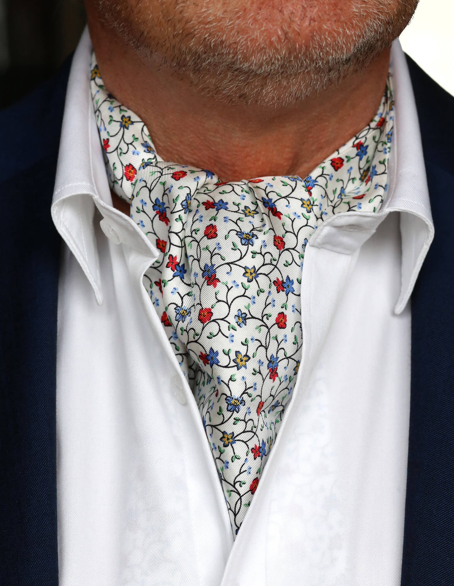 DÉCLIC Lugo Floral Ascot Scarf - Elegant White Neckwear for Women | Perfect for Weddings, Parties & Formal Events