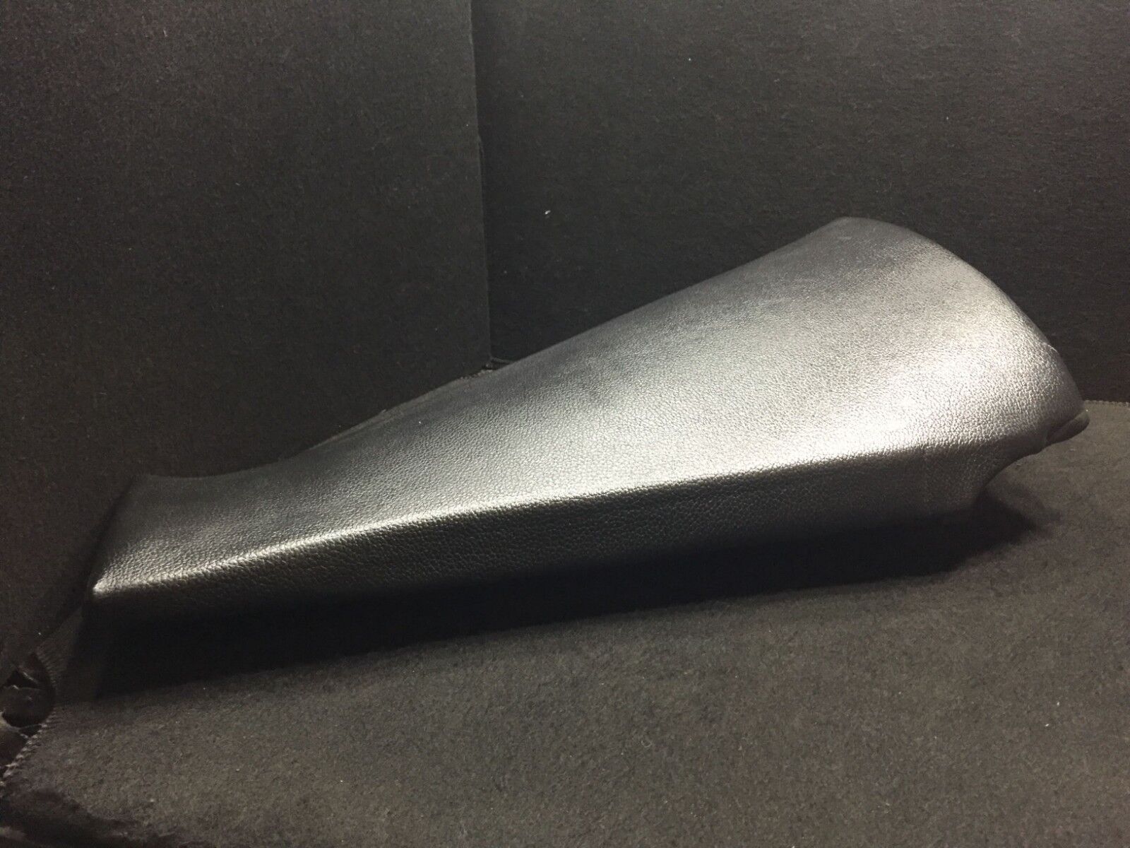 2004-2009 BMW X3 E83 Left Driver Side Rear Seat Bolster Trim Panel OEM Part D34 - Perfect for Car Interior Repair & Restoration