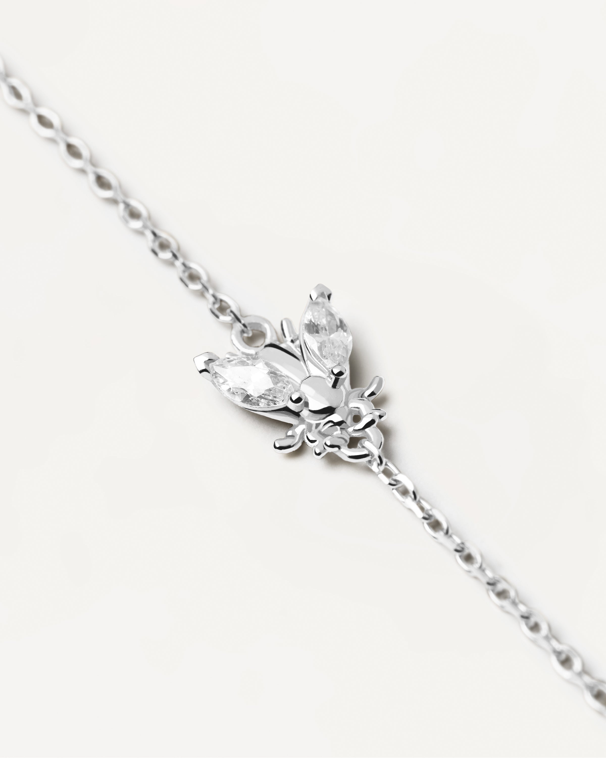 Stylish Buzz Silver Bracelet for Women - Trendy & Elegant Jewelry Gift for Everyday Wear & Special Occasions