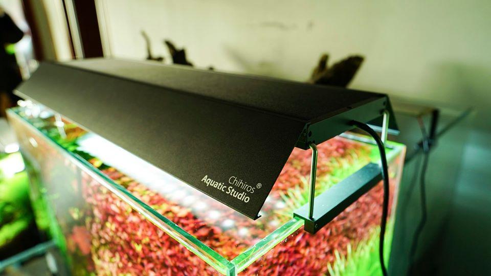 Chihiros SHADE FOR VIVID 2 Black - Aquarium Light Cover for Planted Tanks & Reef Aquariums - Reduce Glare & Enhance Fish Colors - Perfect for Home & Office Aquascaping