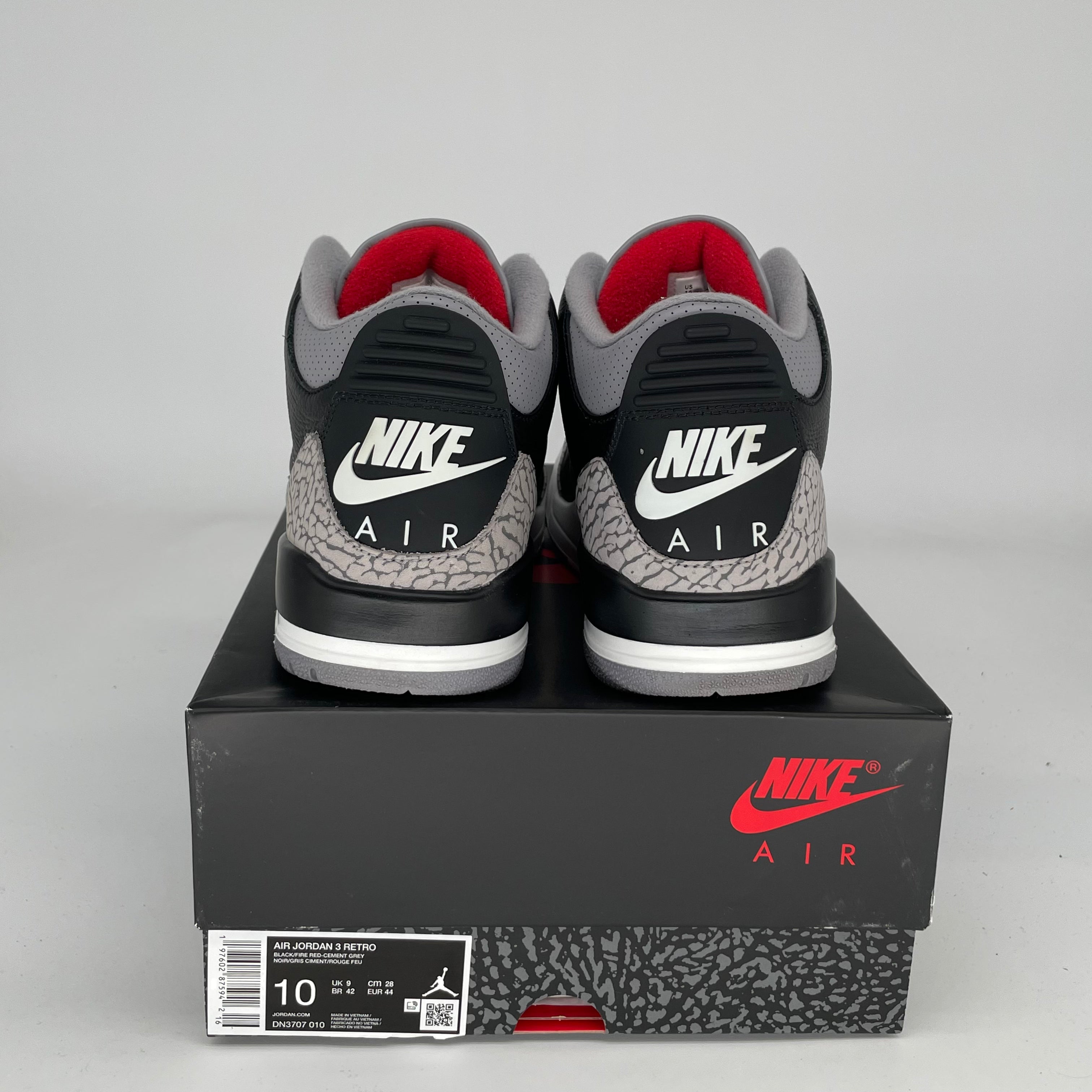 Original Air Jordan 3 Retro 'Black Cement Reimagined' Men's Basketball Shoes - Size 10 (DN3707-010) - Perfect for Sneaker Collectors & Streetwear Fashion