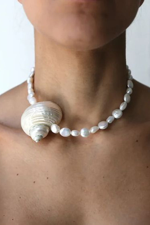 Elegant Freshwater Pearl Conch Shell Necklace for Women - Perfect for Weddings, Parties & Special Occasions
