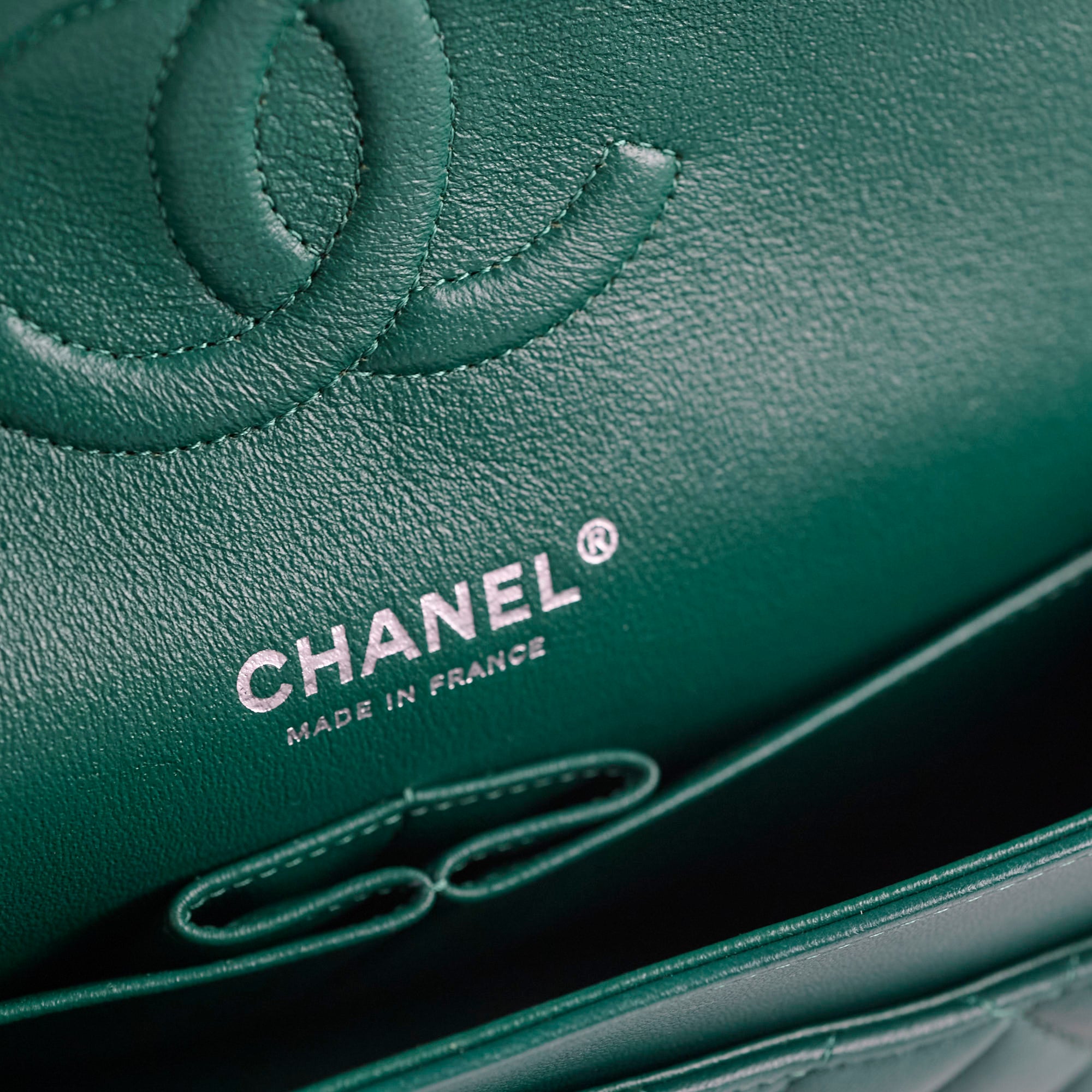Chanel Medium Classic Flap Bag in Green Lambskin Leather with Silver Hardware - 25 Series | Luxury Handbag for Women, Perfect for Parties, Date Nights & Special Occasions