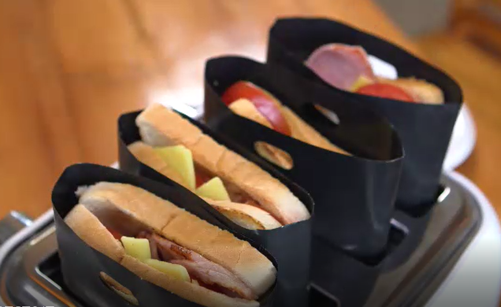 2-Slice Toaster - Stainless Steel, Extra-Wide Slots for Bagels & Thick Bread - Perfect for Breakfast, Sandwiches & Quick Snacks