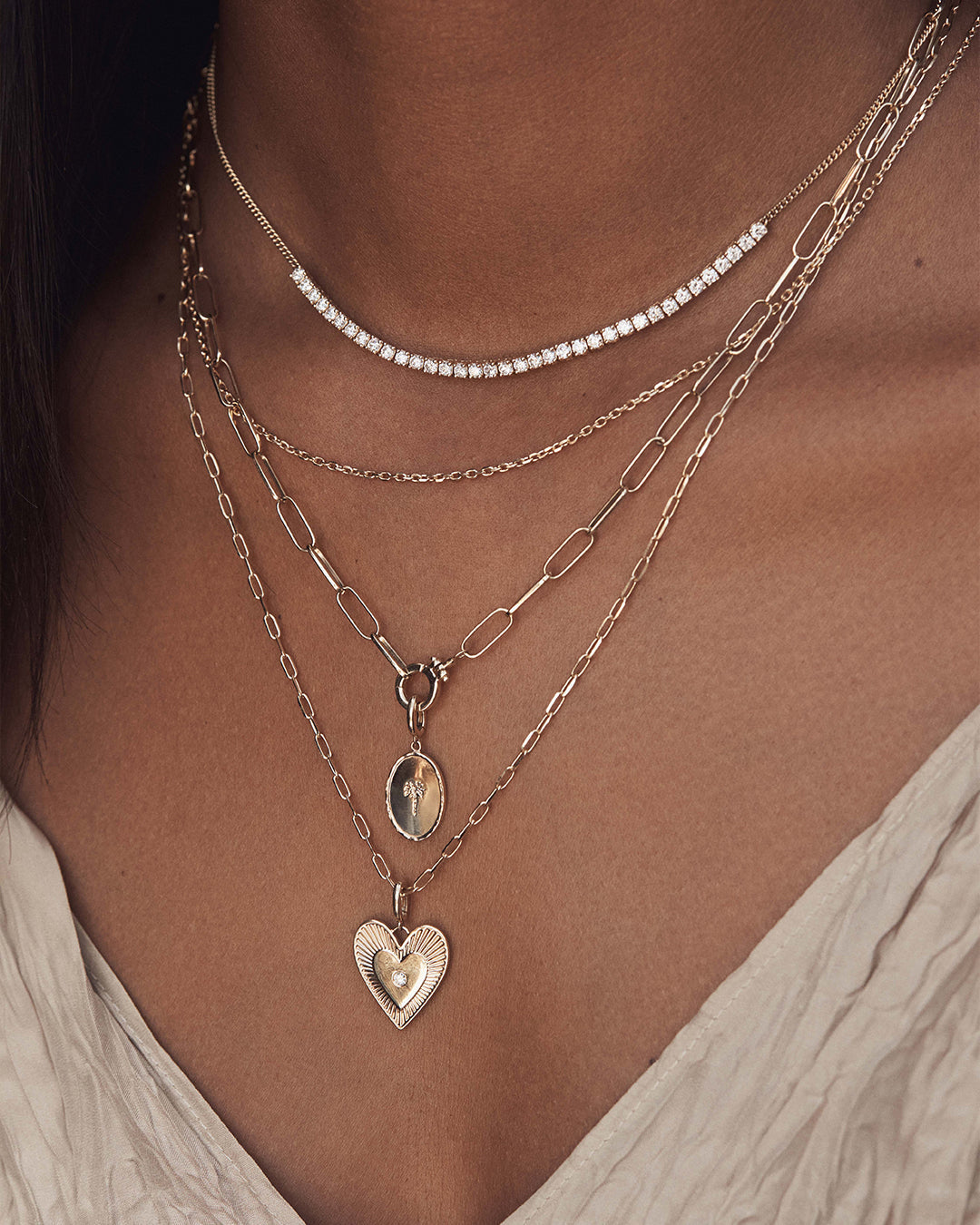 14K Gold Palm Charm Pendant Necklace - Elegant Jewelry for Women, Gift for Her - Perfect for Everyday Wear, Special Occasions & Spiritual Protection