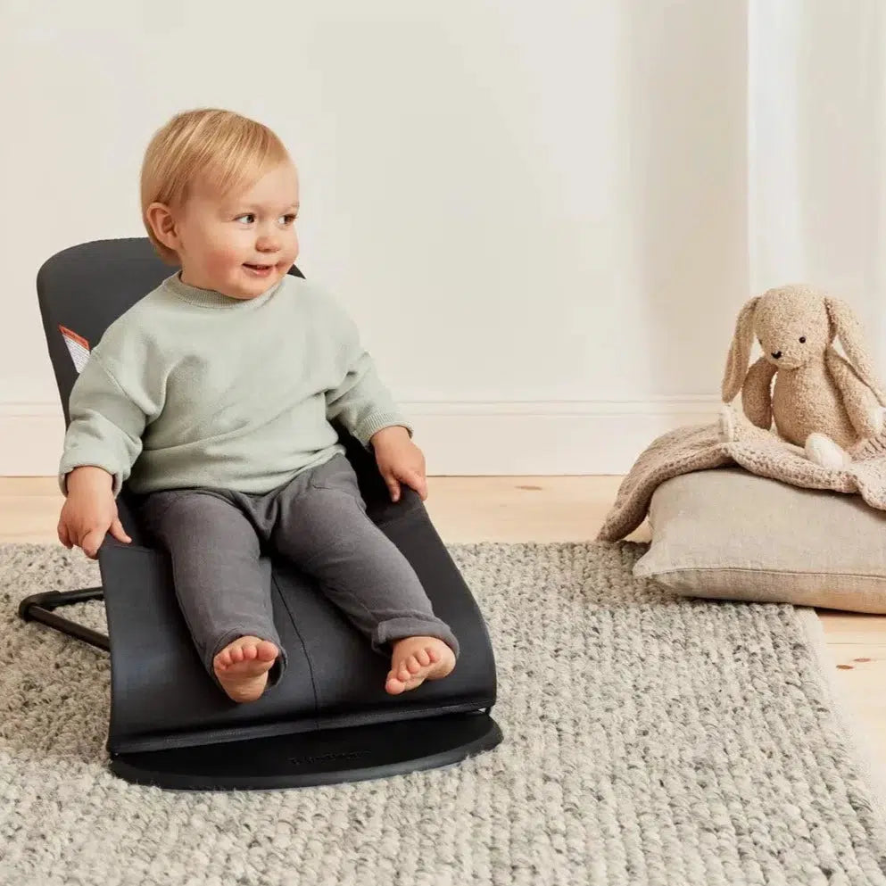 Baby Bjorn Bouncer Balance Soft - Dark Grey & Grey Baby Rocker | Gentle Bouncing for Newborns & Infants | Perfect for Playtime, Naps & Soothing Fussy Babies