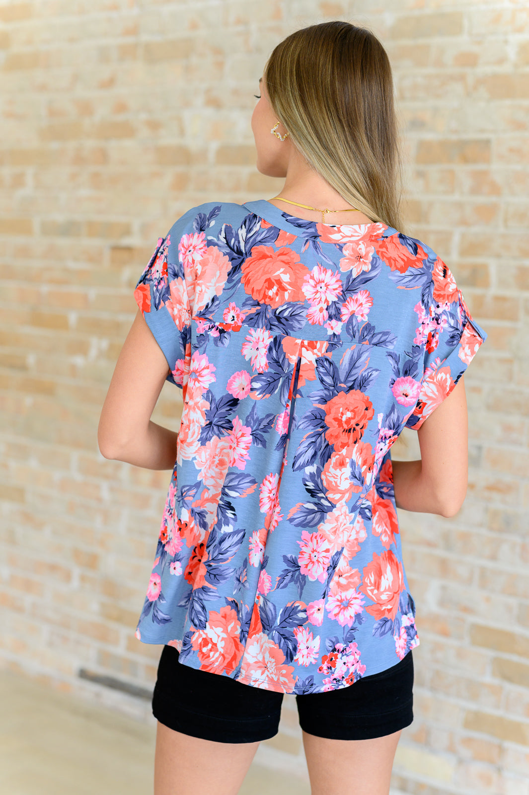 Lizzy Cap Sleeve Top - Dusty Blue & Coral Roses Floral Blouse for Women | Casual Summer Tops, Date Night Outfits, Office Wear