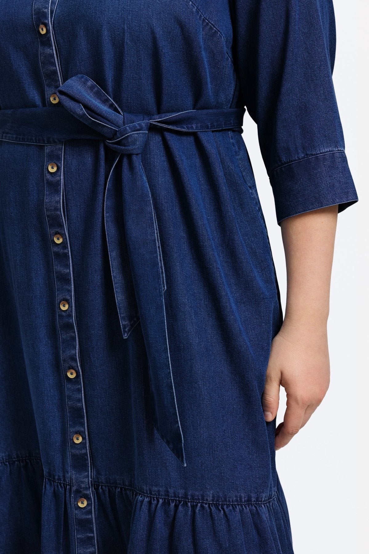 Stylish Ivy Plus Tencel® Denim 3/4 Sleeve Midi Dress for Women | Comfortable & Eco-Friendly Casual Outfit | Perfect for Brunch, Office Wear & Summer Evenings