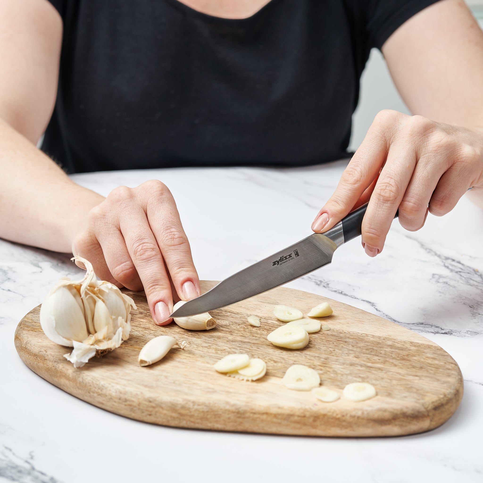 Comfort Pro Paring Knife 11cm / 4.5 Inch - Premium Kitchen Knife for Peeling, Slicing & Precision Cutting - Ideal for Fruits, Vegetables & Detailed Food Prep