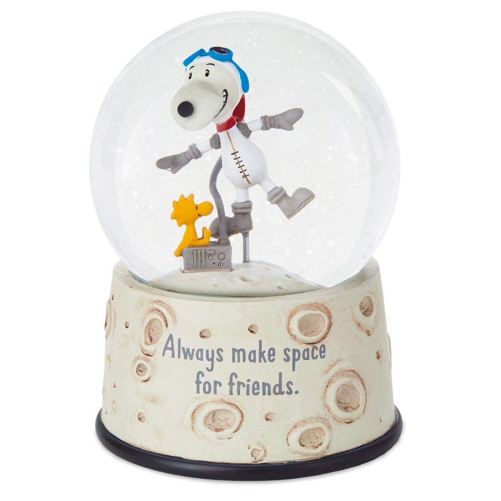 Peanuts Make Space for Friends Astronaut Snoopy Snow Globe - Collectible Movie & TV Memorabilia - Perfect for Christmas Gifts, Home Decor, and Peanuts Fans Collection