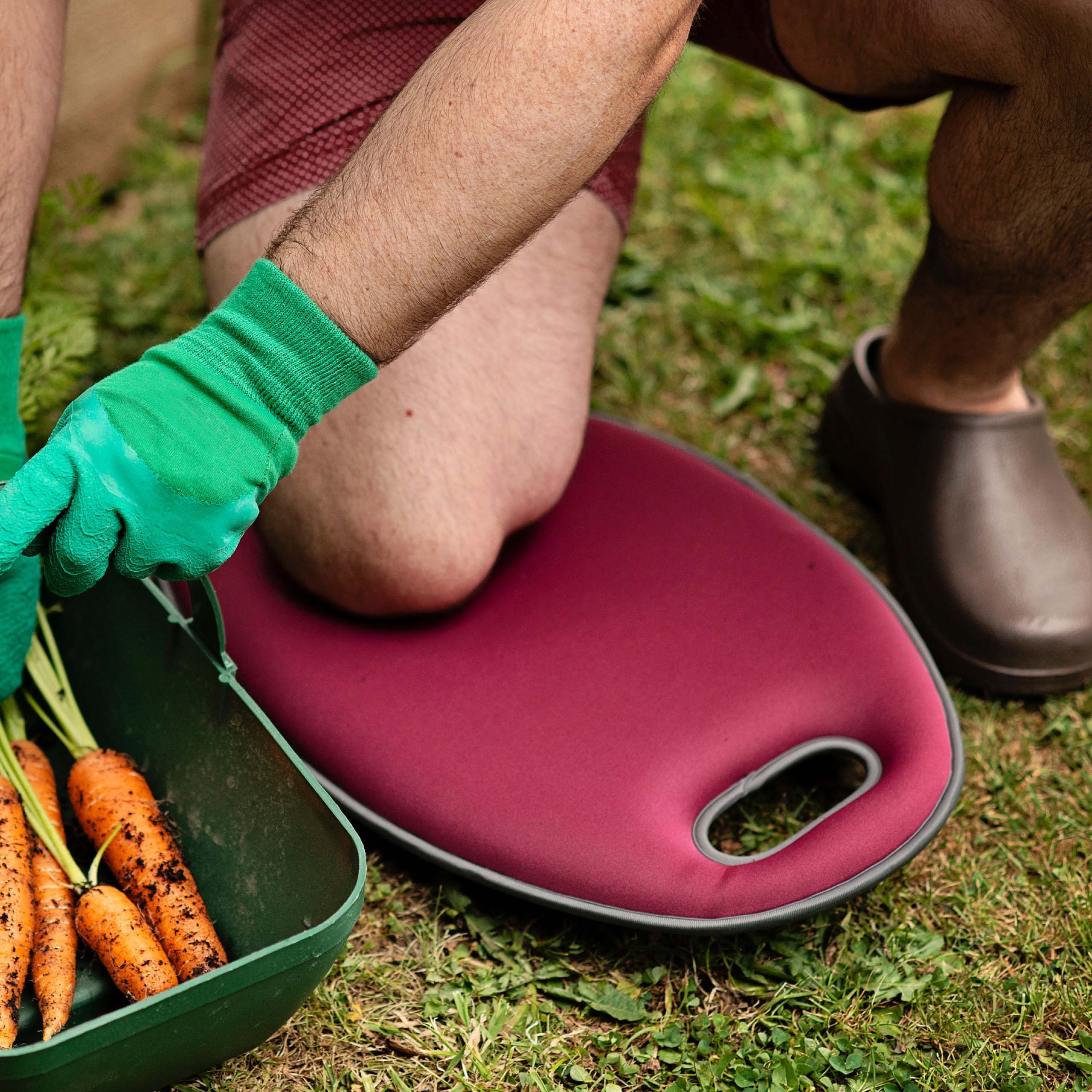 Thistlewood Memory Foam Garden Kneeler Pad - Comfortable Cushion for Gardening, Weeding & Outdoor Work - Waterproof & Durable Knee Protection for Seniors & Adults - Perfect for Lawn Care, Planting & Yard Maintenance