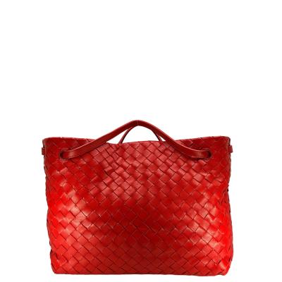 The Timeless Elegance of Bottega Veneta: A Story of Love and Luxury