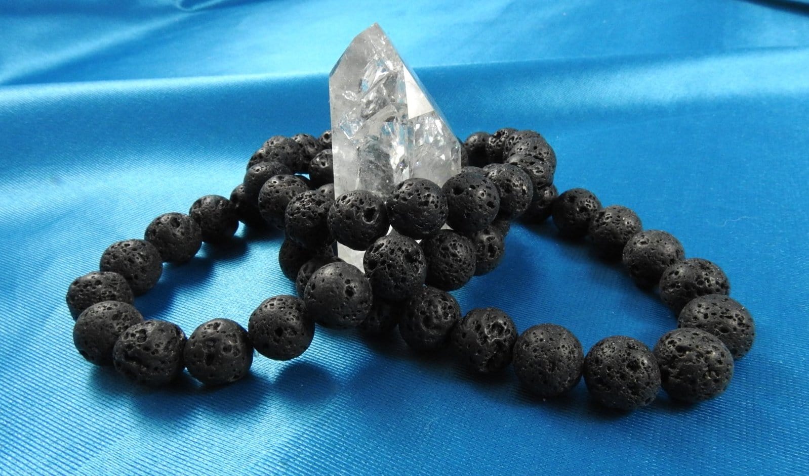 8mm Black Lava Stone Beaded Bracelet for Men & Women - Natural Healing Crystal for Stress Relief & Meditation - Perfect for Yoga, Spiritual Practice & Everyday Wear