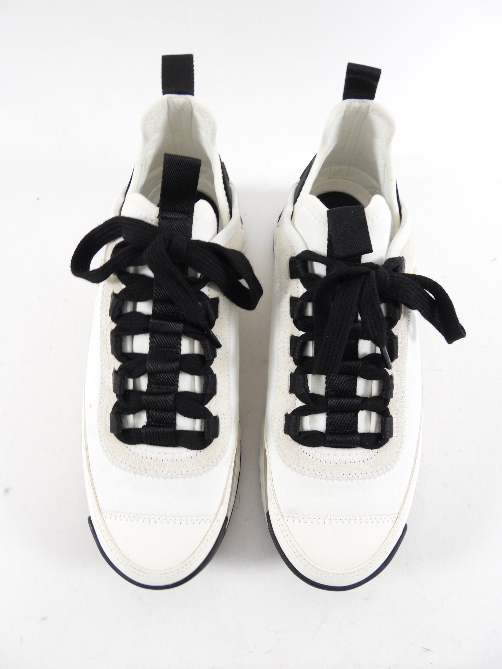 Chanel 22K White CC Logo Sneakers Women's Size 7 (EU 37) - Fashionable Luxury Shoes for Casual Wear & Street Style