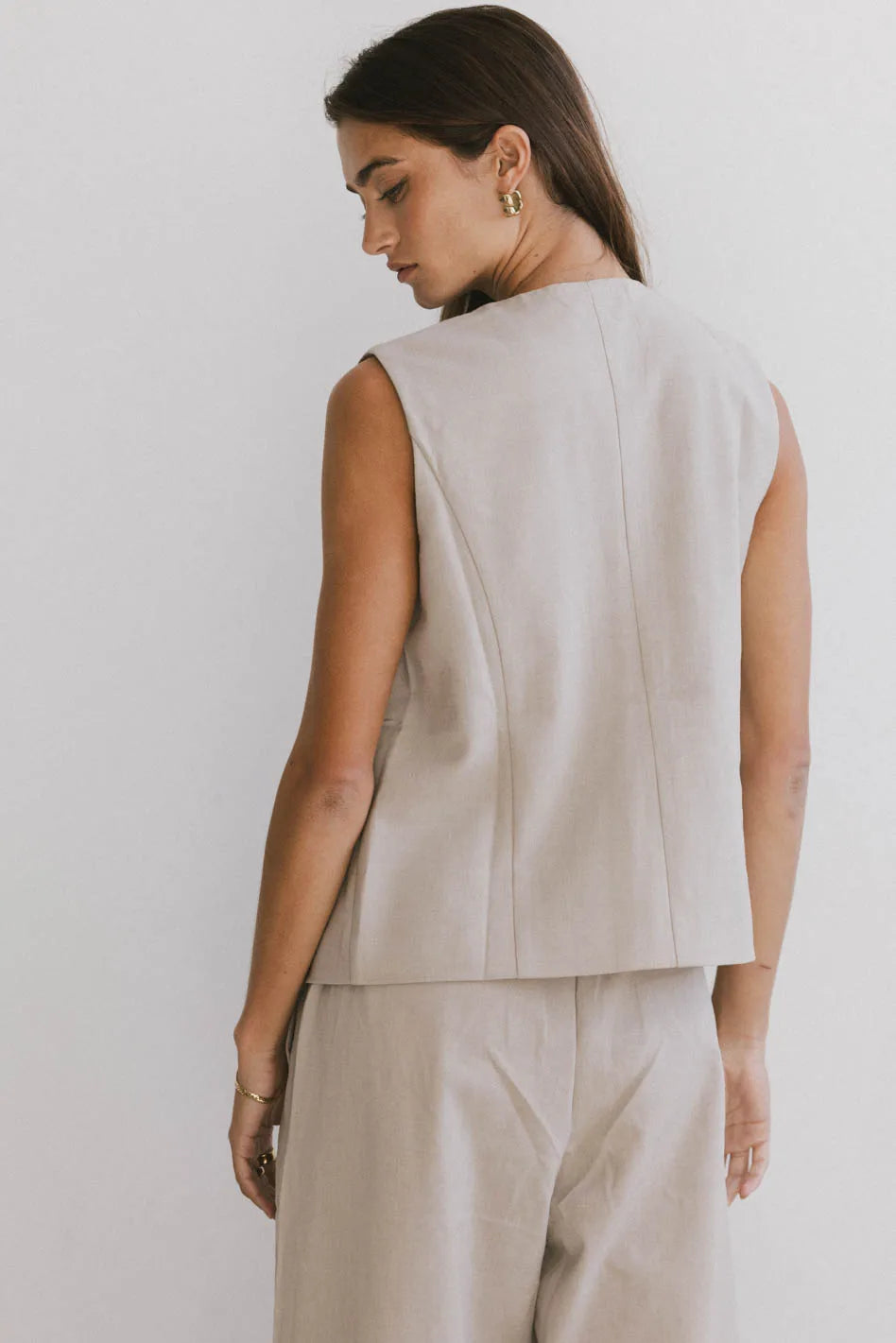 Eslyn Women's Oversized Long Vest in Taupe - Lightweight Casual Open Front Cardigan for Fall & Winter - Perfect for Layering, Office Wear, and Outdoor Activities