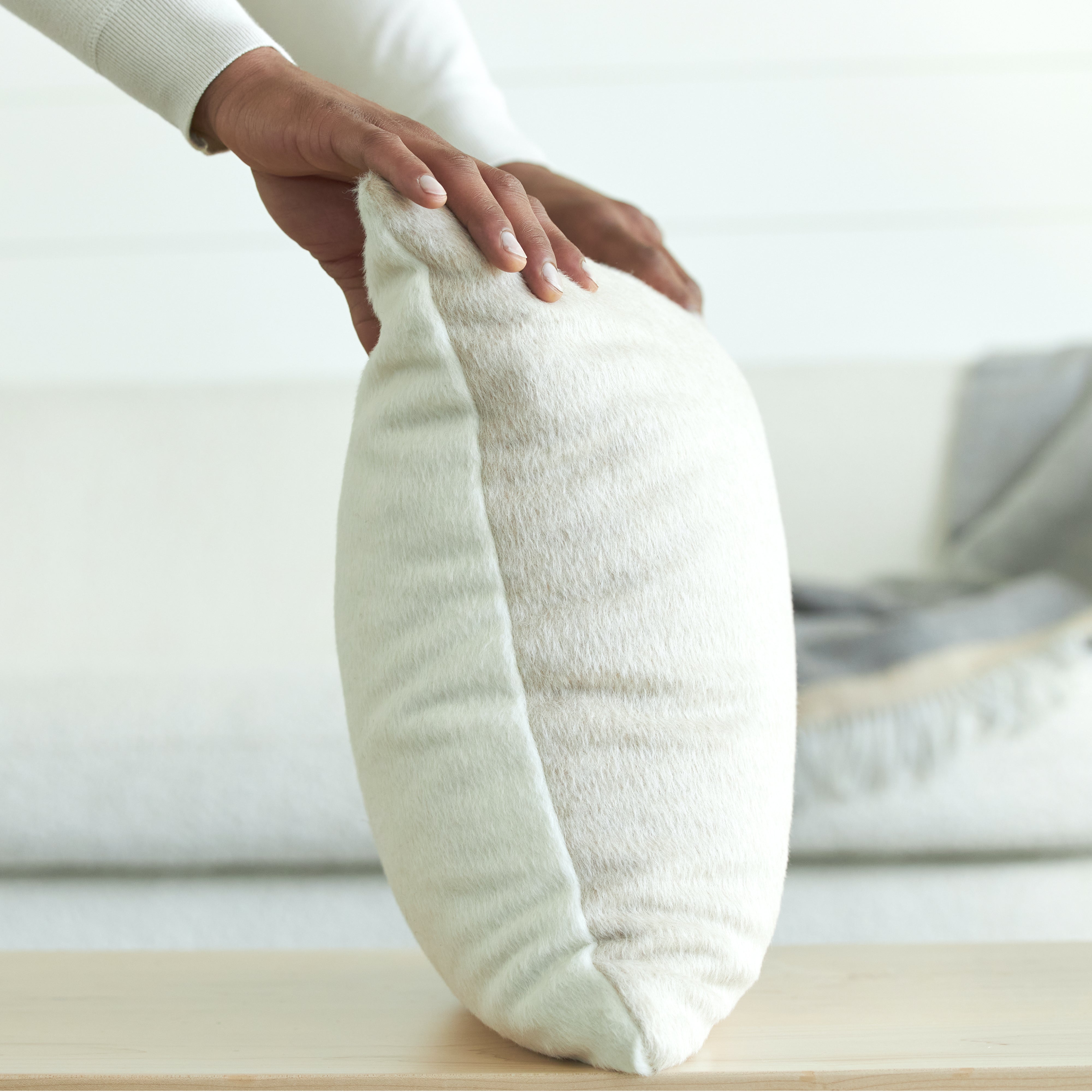 Organic Cotton Throw Pillow Insert - Soft & Hypoallergenic Cushion for Sofa, Bed, Chair - Perfect for Home Decor, Living Room, Bedroom, Nursery