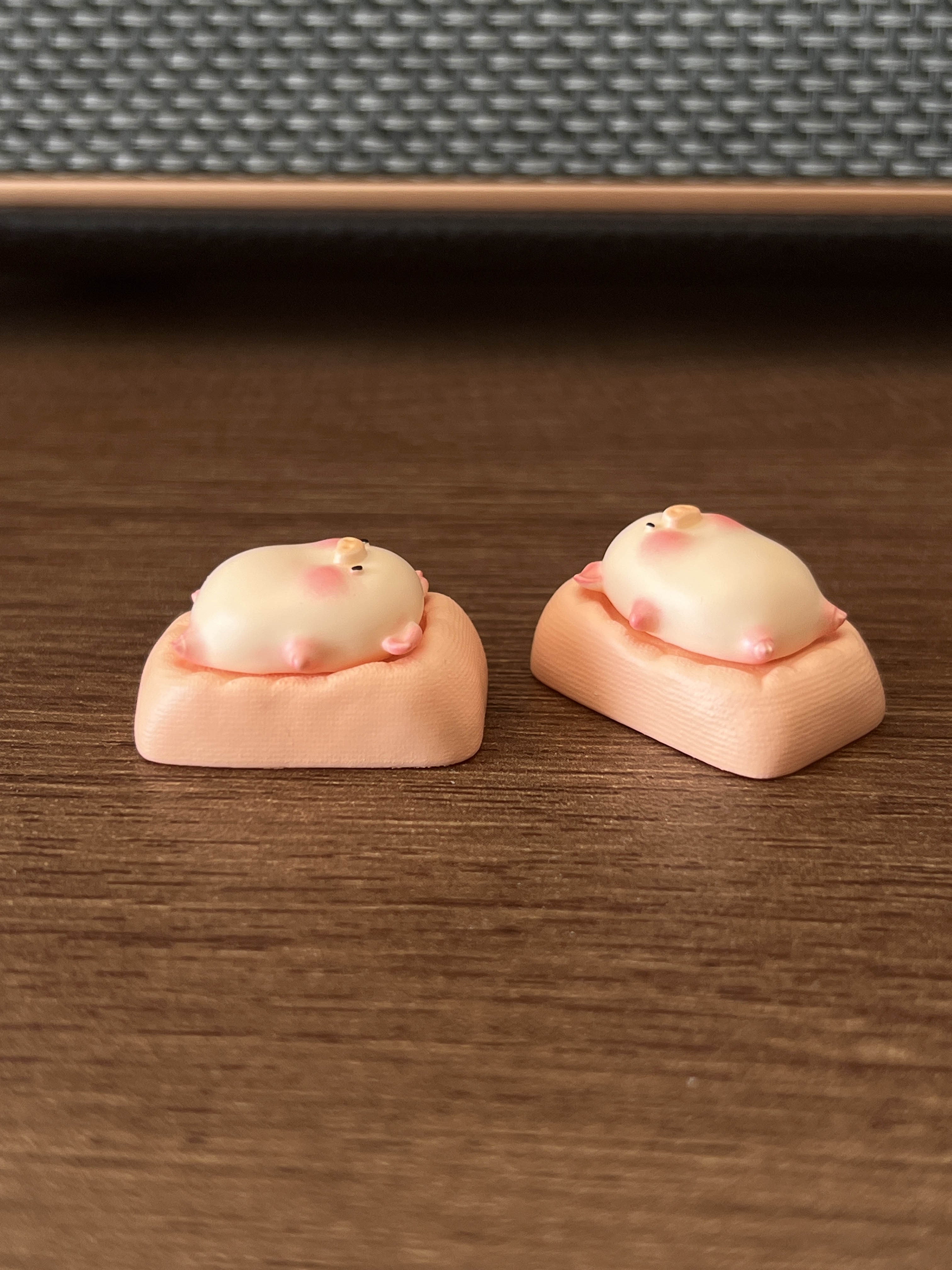 Handmade Resin Cute Lying Flat Pig Keycap - Unique Personality Keycap for Mechanical Keyboards | Perfect for Gaming, Typing & Custom Keyboard Enthusiasts