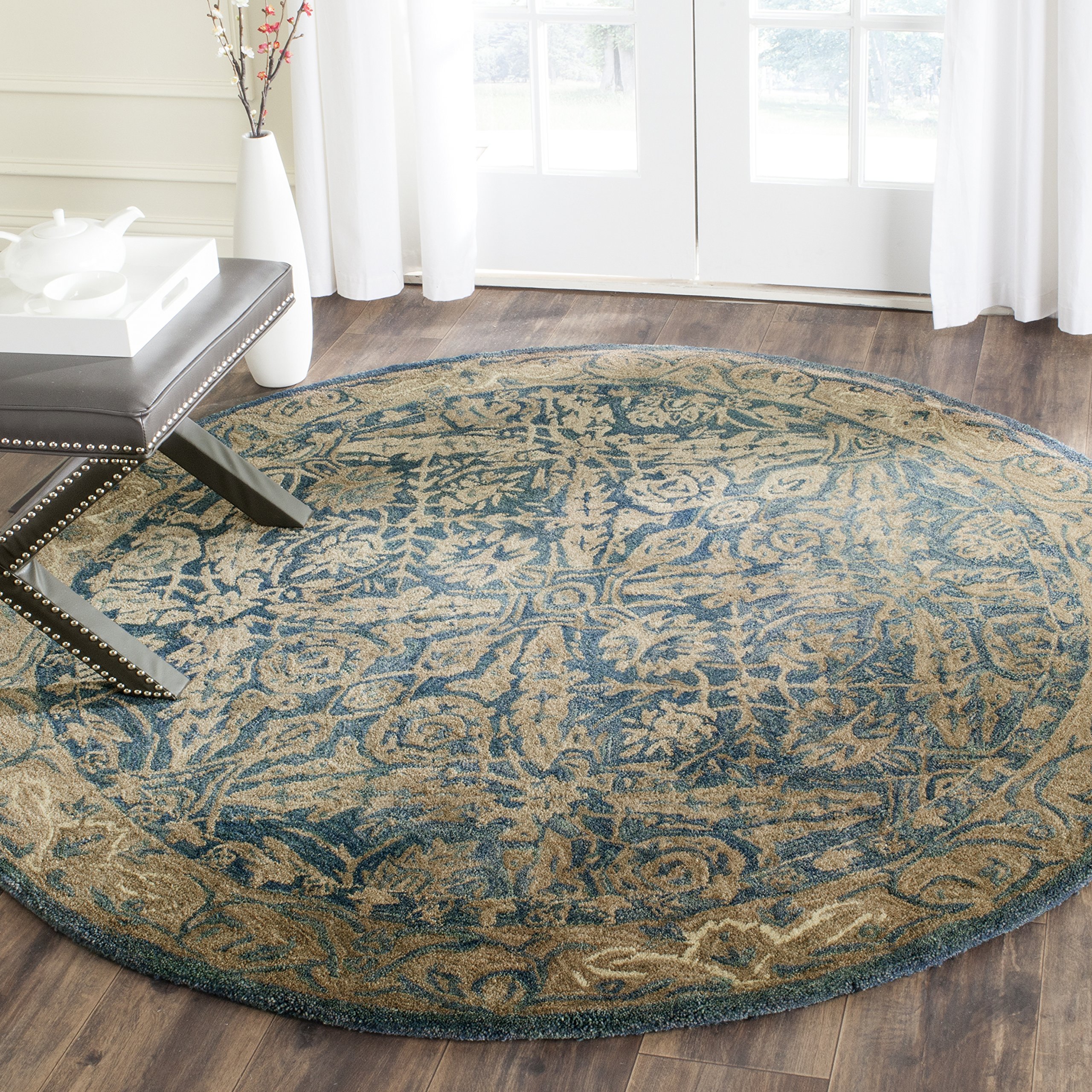 SAFAVIEH Anatolia Collection 6-Foot Round Navy/Ivory AN583A Handmade Traditional Oriental Premium Wool Area Rug - Perfect for Living Room, Bedroom & Home Decor