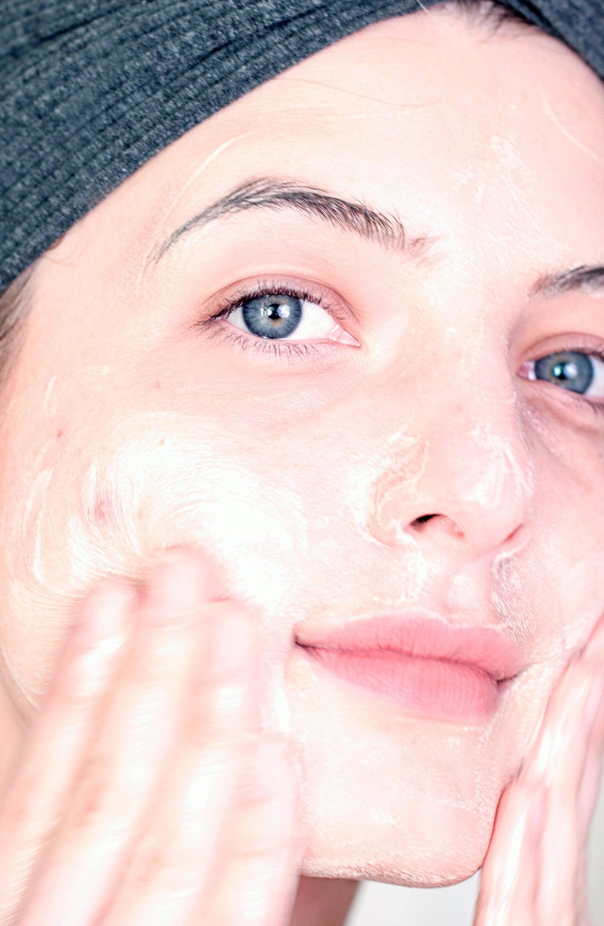 Clarifying Cleanser for Acne-Prone Skin - Gentle Face Wash for Clear & Glowing Complexion | Perfect for Daily Skincare Routine & Makeup Removal