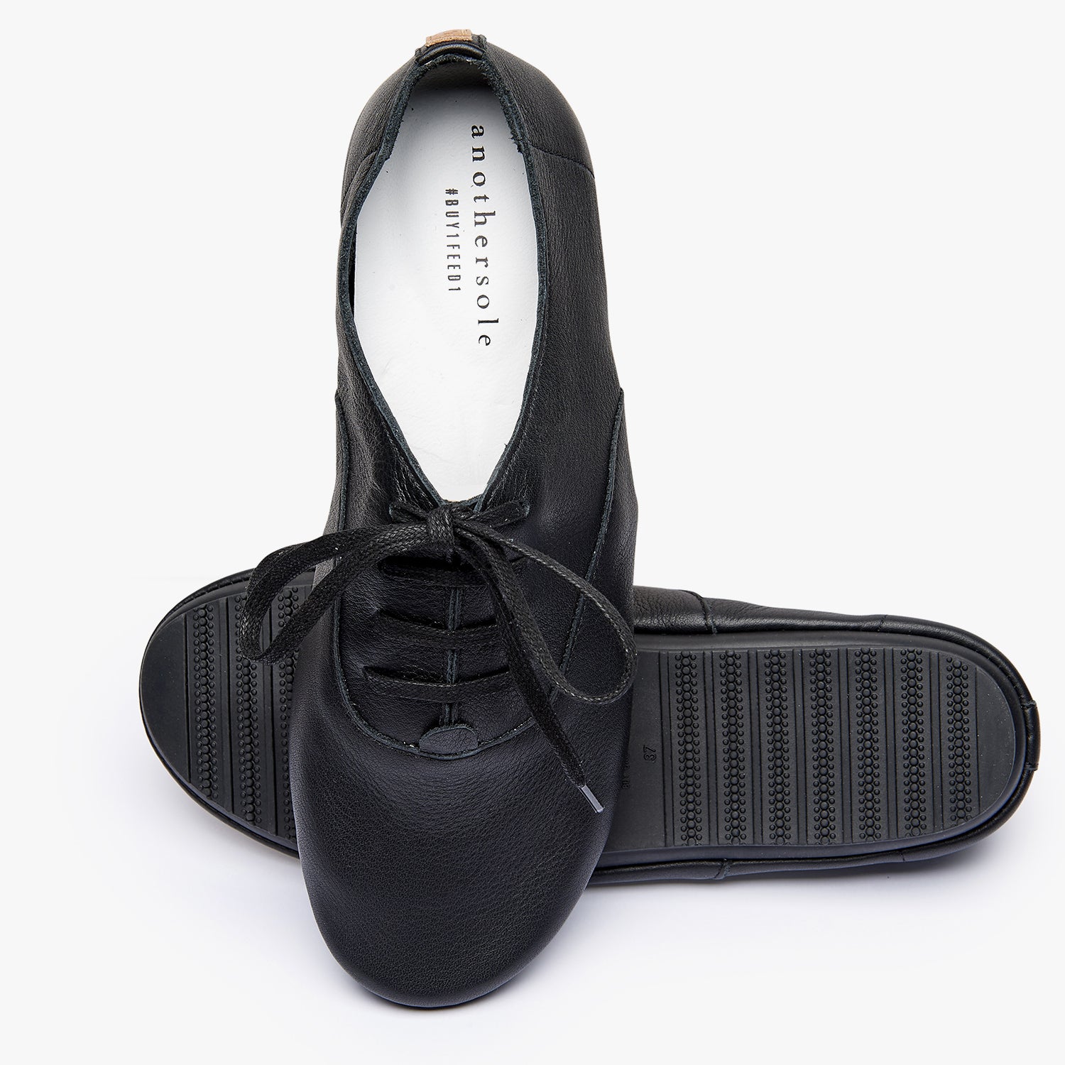 Paloma Black - Elegant & Stylish Women's Fashion Accessory | Perfect for Parties, Weddings & Evening Events