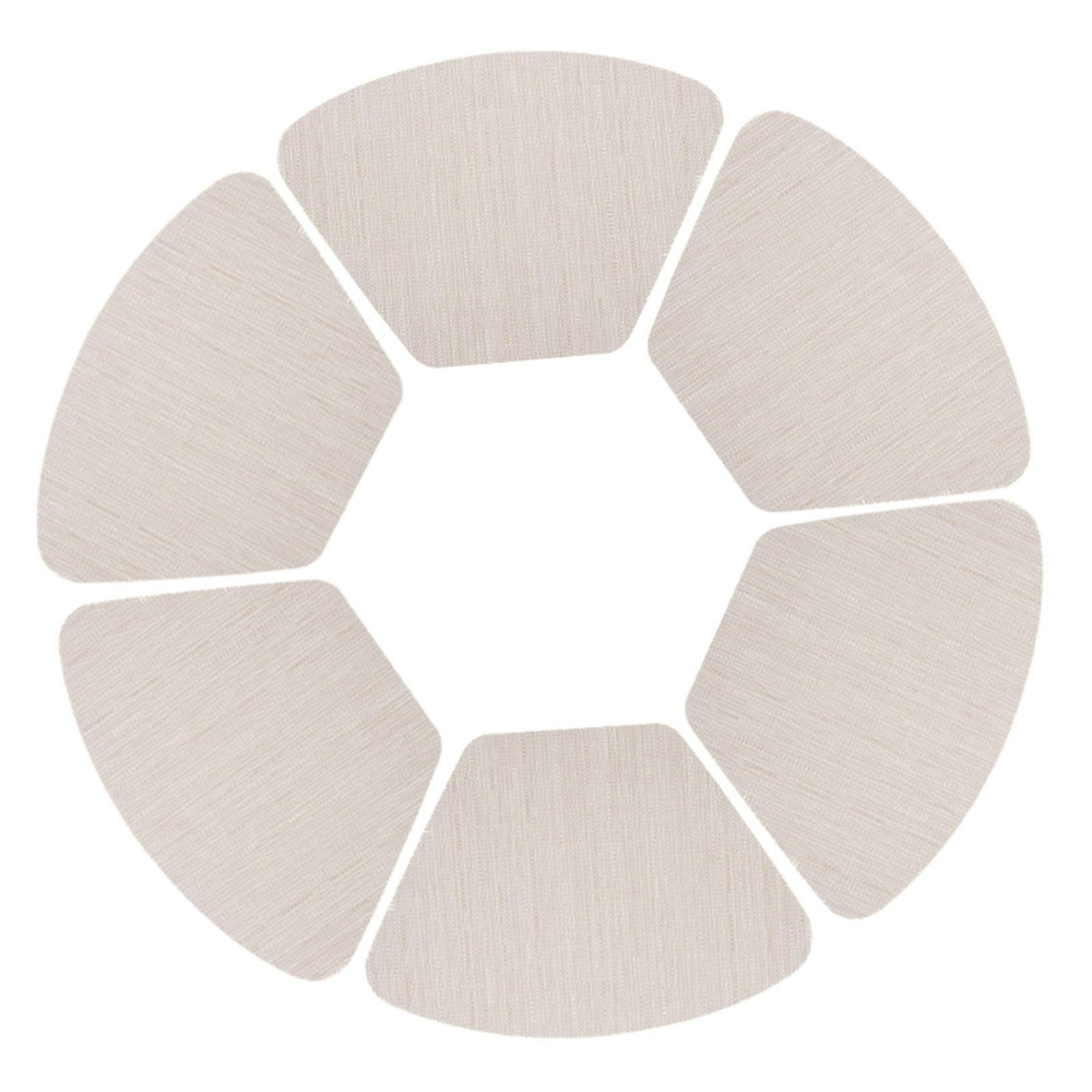 Daesar Set of 2 Woven Vinyl Heat-Resistant Placemats - 19x13 Inch Beige Wedge Pattern Table Mats for Christmas Dining, Kids Meals & Holiday Decor