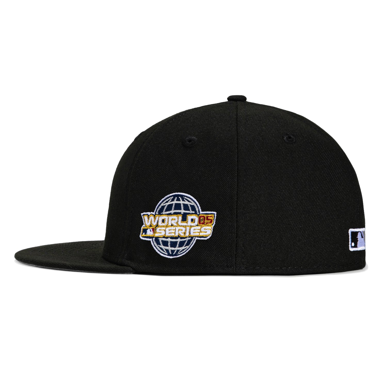 New Era 59Fifty Chicago White Sox 2005 World Series Patch Game Hat - Black MLB Baseball Cap for Men & Women - Perfect for Sports Fans, Collectors and Casual Wear