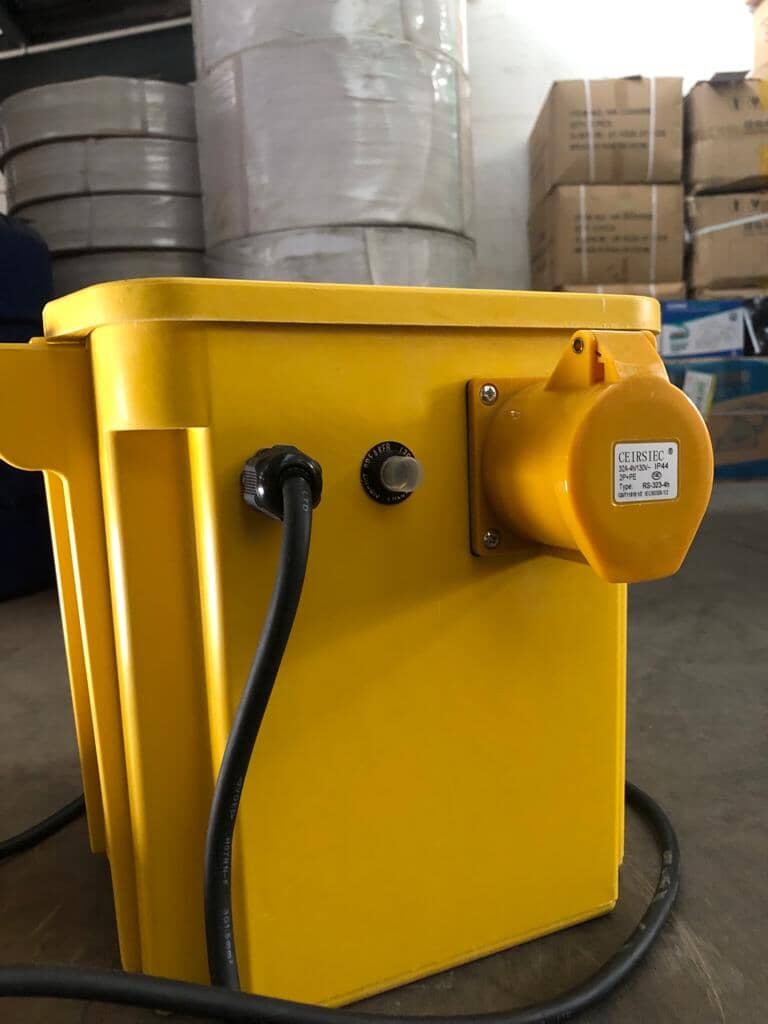 Aiko 110V/230V Step Down Voltage Converter Transformer 1000W - TSF Model | Power US Electronics with European Devices | Perfect for Travel, Home & Office Use