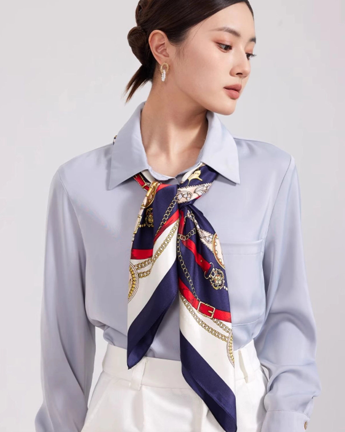 Elegant Vintage Silk Scarf with Chain Detail - Perfect for Women's Fashion Accessories, Evening Parties & Gift Giving