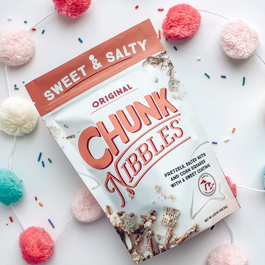 **Chunk Nibbles Sweet and Salty Snack Mix - Original Flavor (4.25oz, 3 Resealable Packs) | Perfect for Lunchboxes, Movie Nights & On-the-Go Snacking**
