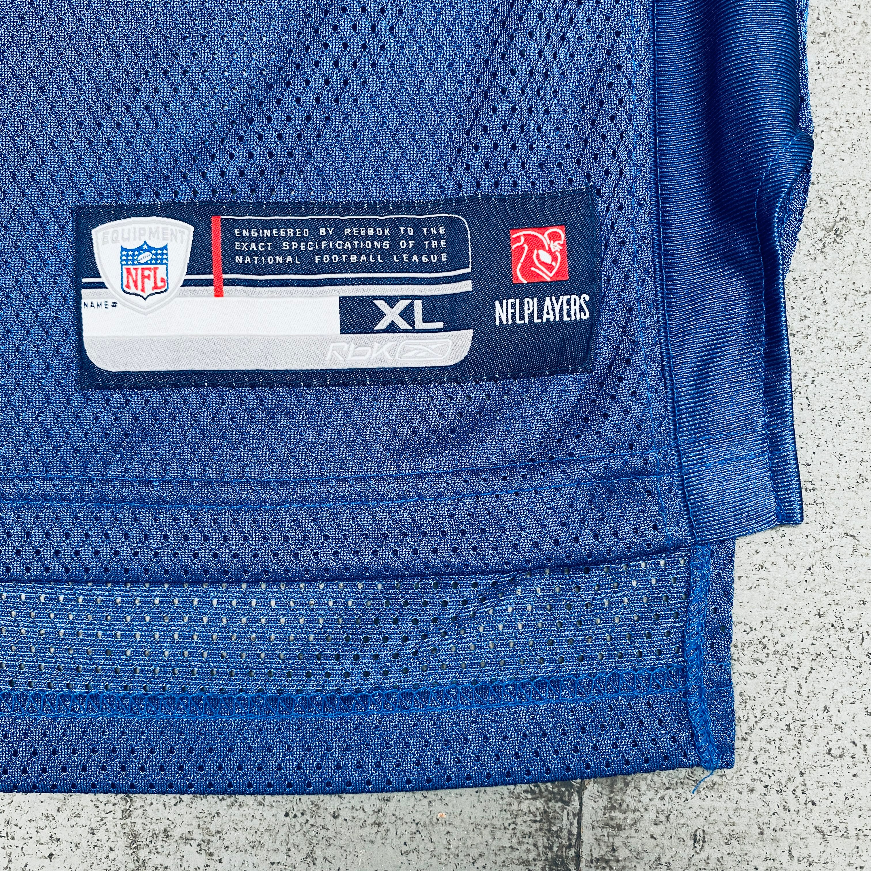 Authentic New York Giants Osi Umenyiora 2007/08 Signed Jersey (XL) - BNWT - Perfect for NFL Memorabilia Collectors & Giants Fans
