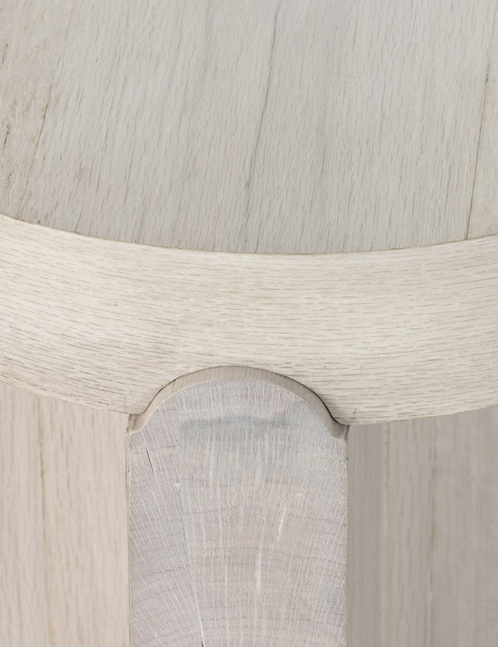 Round Side Table with Wooden Top - Modern End Table for Living Room, Bedroom, or Office - Perfect for Coffee, Books, and Decor