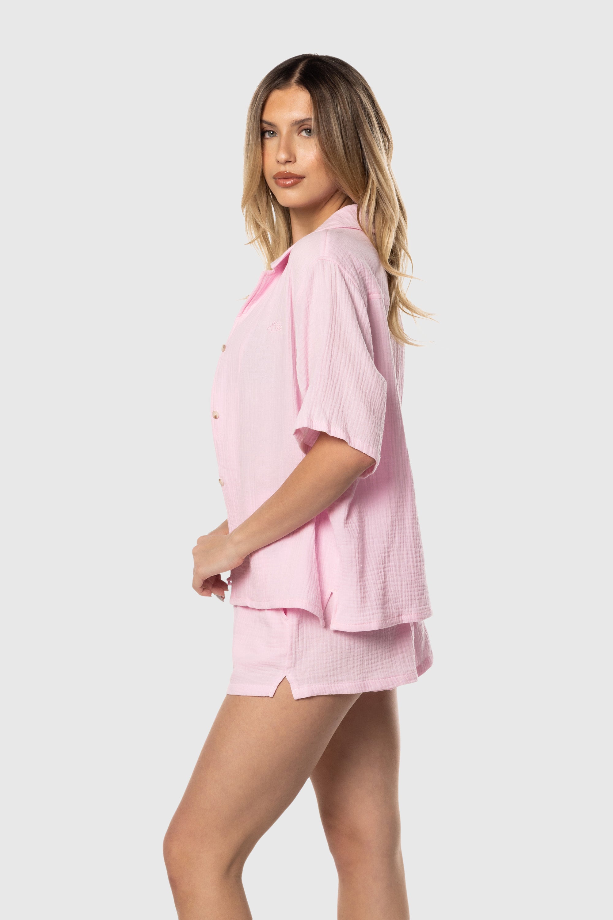 Breeze Shirt - Lightweight & Breathable Summer Top for Men & Women | Perfect for Outdoor Activities, Travel & Casual Wear