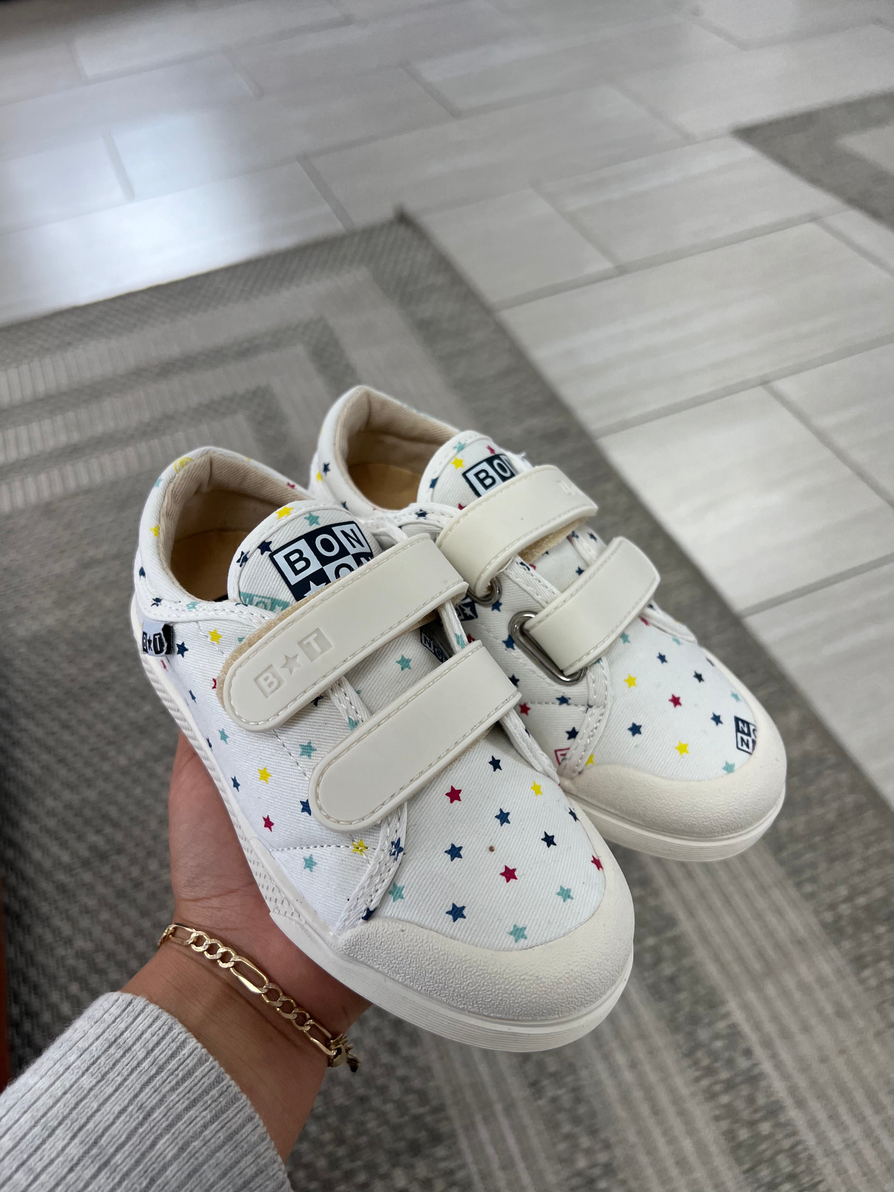 Bonton Kids Multicolor Star Velcro Sneakers - Comfortable Lightweight Shoes for Boys & Girls - Perfect for School, Play & Everyday Wear