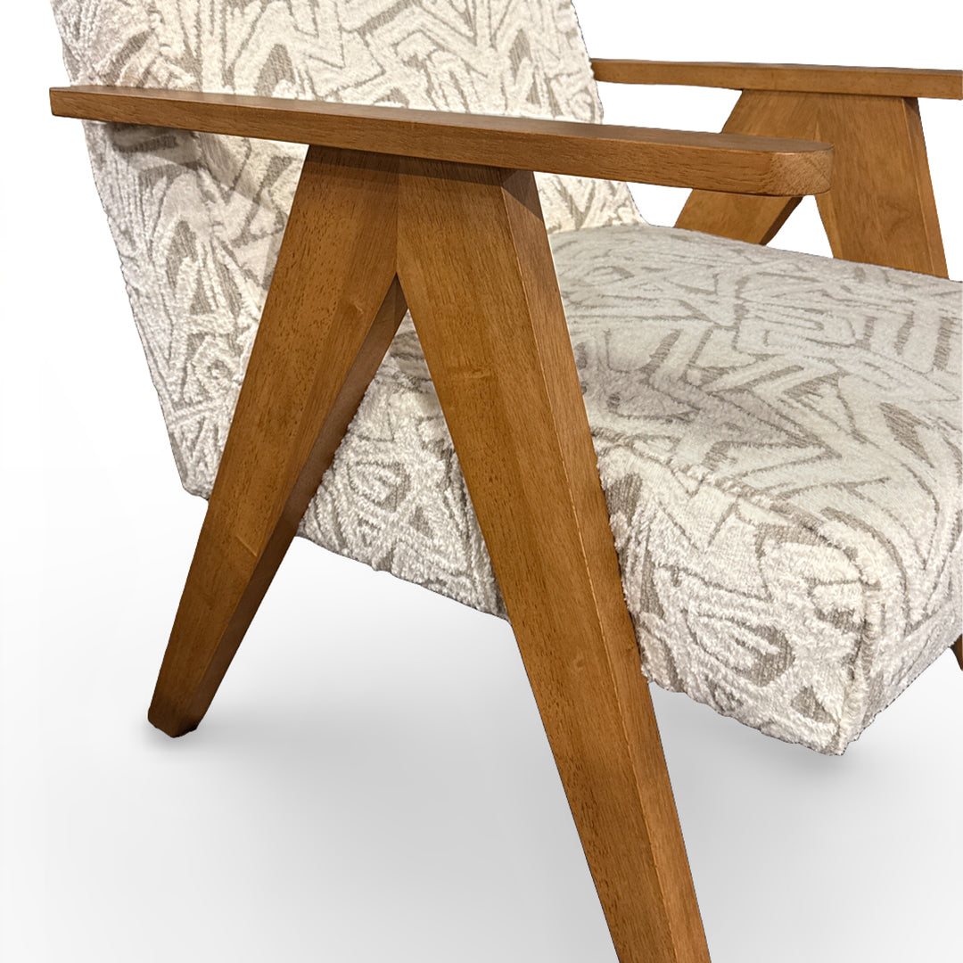 Bayden Accent Chair - Modern Upholstered Lounge Chair for Living Room, Bedroom & Office - Comfortable Reading Chair with Sturdy Wooden Legs (Perfect for Relaxing, Reading & Home Decor)
