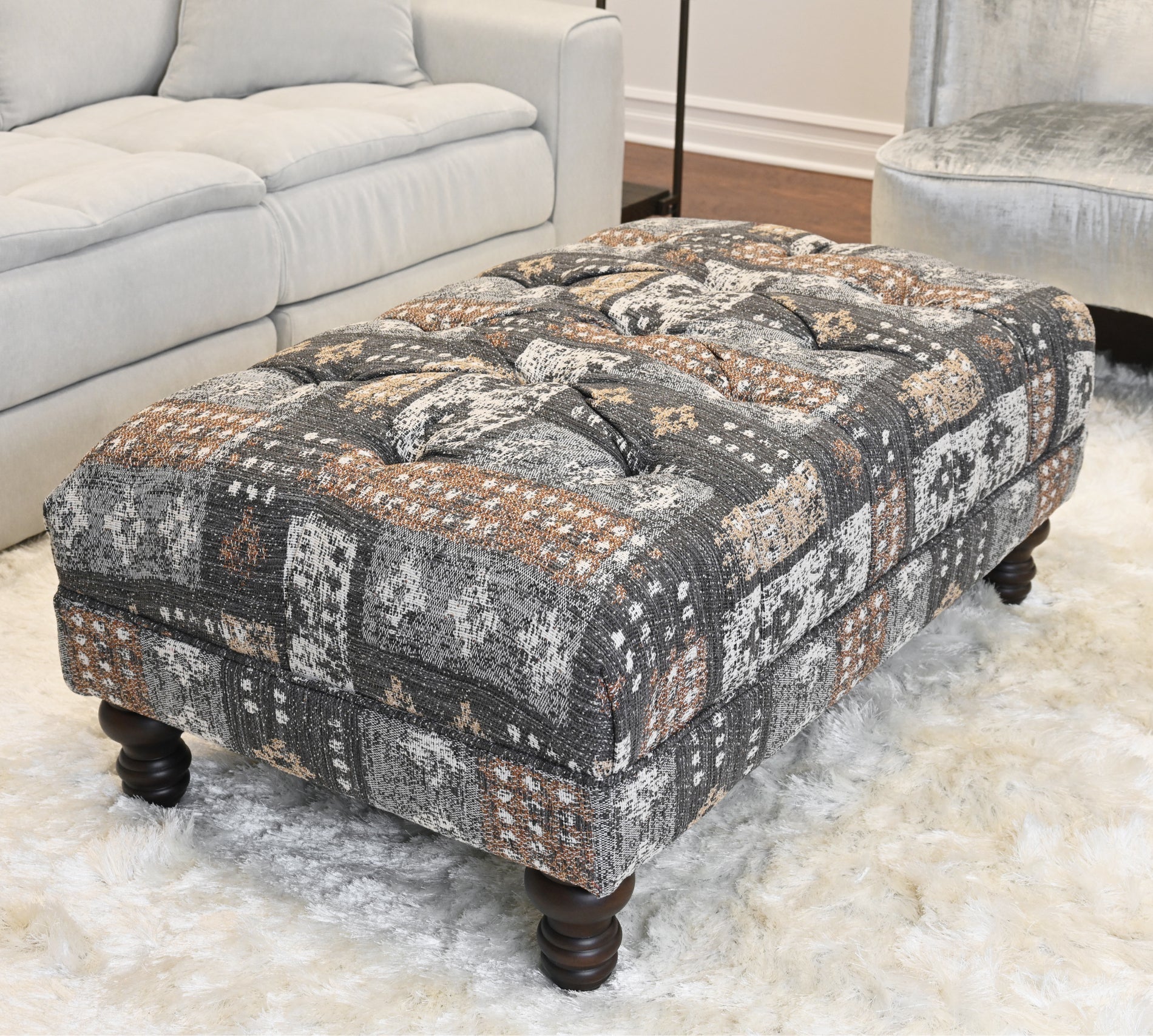 Roundhill Furniture Charbilia Fabric Tufted Cocktail Ottoman in Tupper Flannel - Stylish Living Room Footrest & Coffee Table for Home Decor