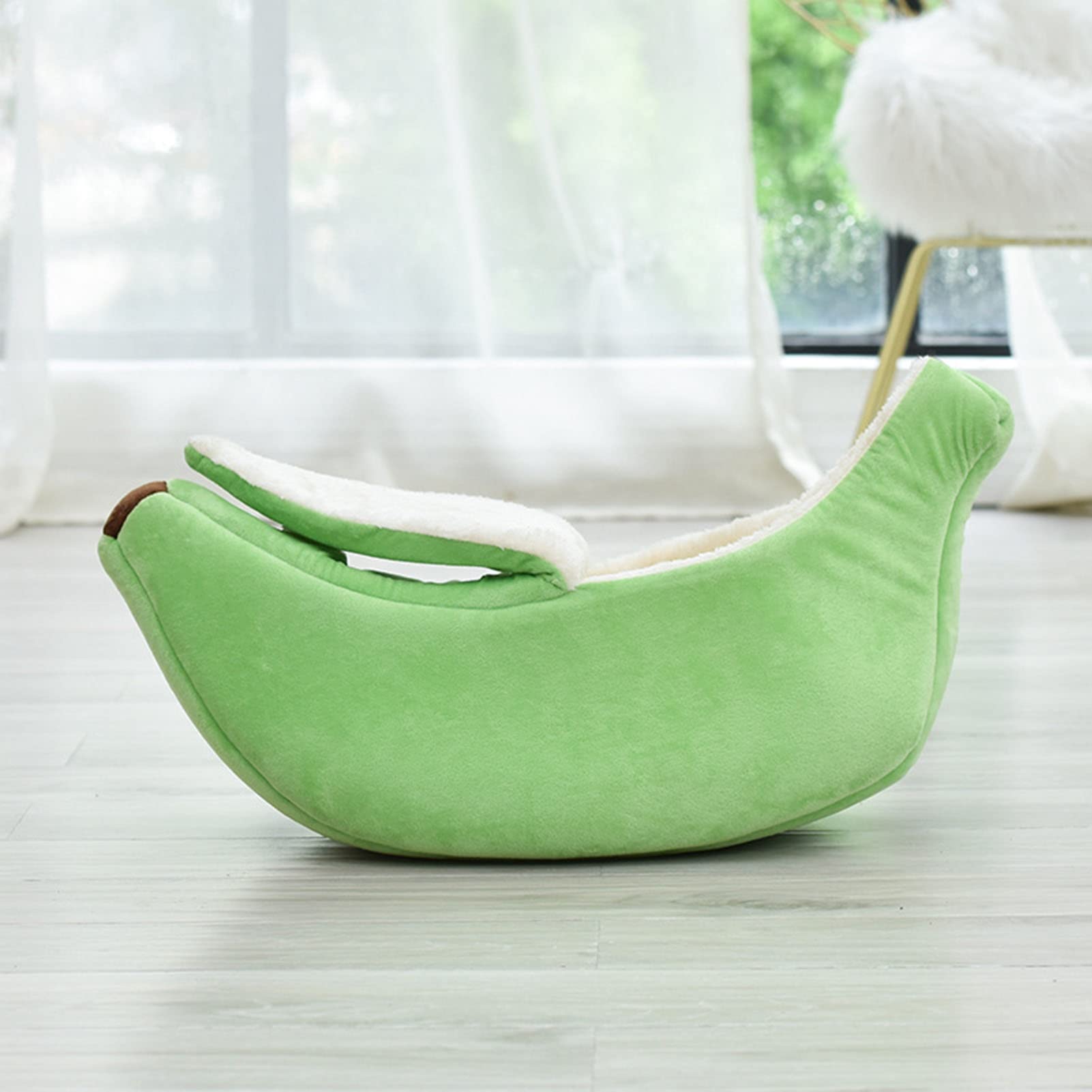 Banana-Shaped Cat Bed for Indoor Cats - Soft & Cozy Cat Cave with Removable Washable Cushion - Perfect Kitten Bed for Small Dogs & Cats - Ideal for Lounging, Napping & Relaxing in Living Room or Bedroom