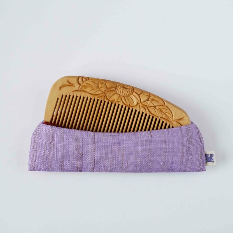 Handmade Japanese Tsuge (Boxwood) Comb with Linen Case - Traditional Kyoto Hair Accessory for Women & Men | Perfect for Styling, Detangling & Gift Giving