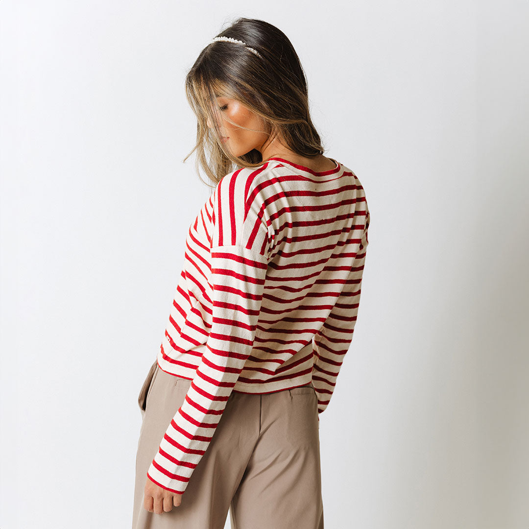 Stylish Crimson Striped Sweater for Women - Cozy Knit Pullover for Fall & Winter - Perfect for Casual Outfits & Holiday Gatherings