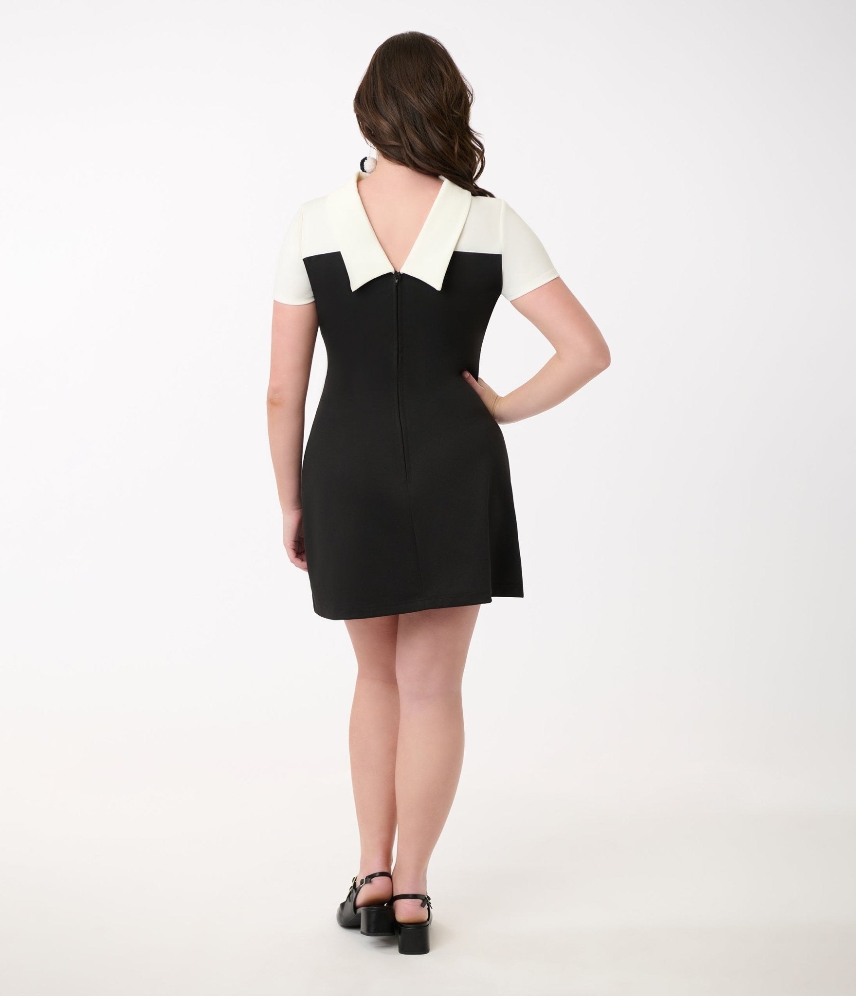 Smak Parlour Black & White Color Block Heart Shift Dress - Women's Fashion Dress for Date Night, Party & Office Wear
