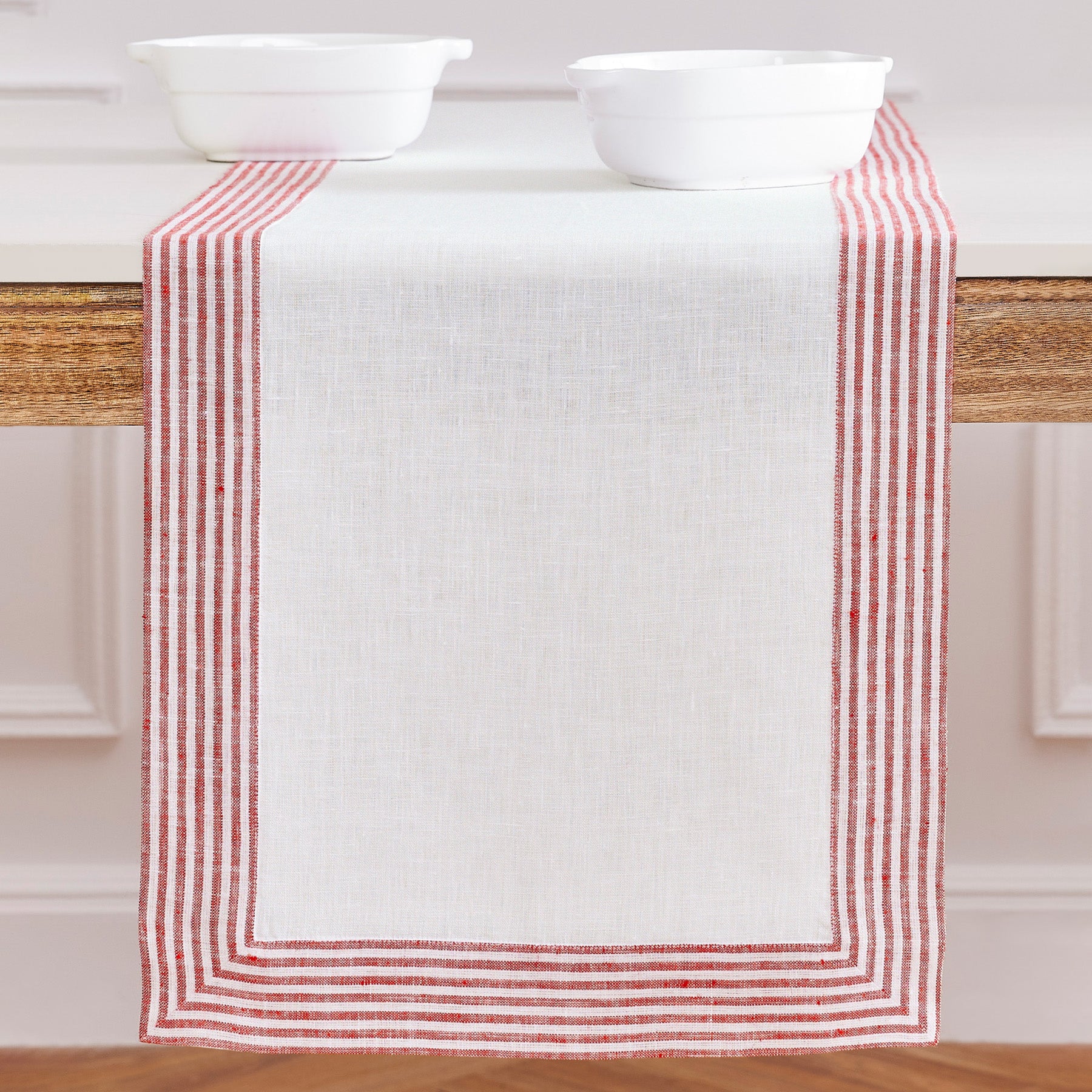 Lucca Table Runner - Elegant Dining Table Decor for Weddings, Holidays & Special Occasions | Perfect for Home & Restaurant Use