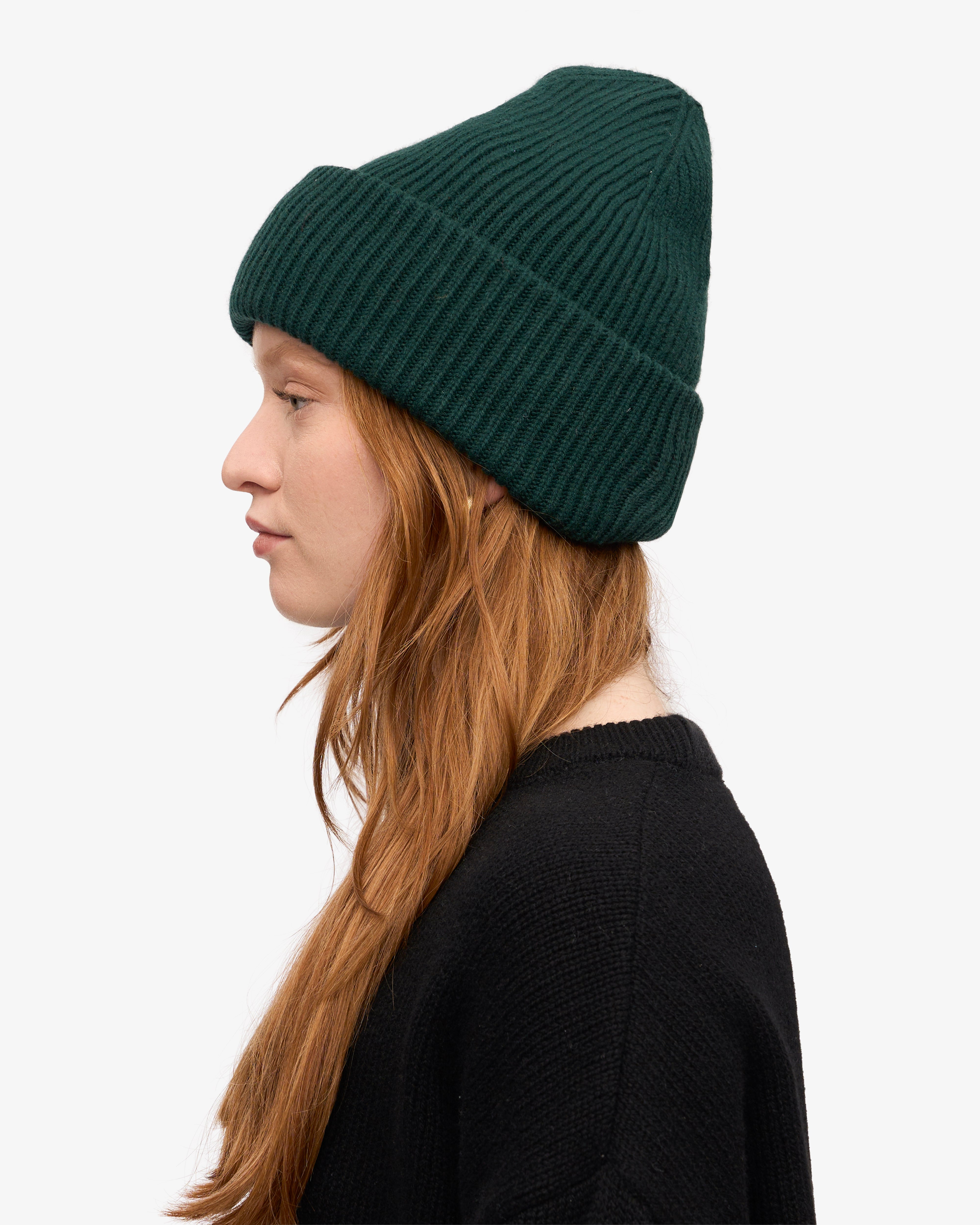 Premium Merino Wool Beanie Hat for Men & Women - Soft & Warm Winter Knit Cap in Emerald Green - Perfect for Skiing, Hiking & Outdoor Activities