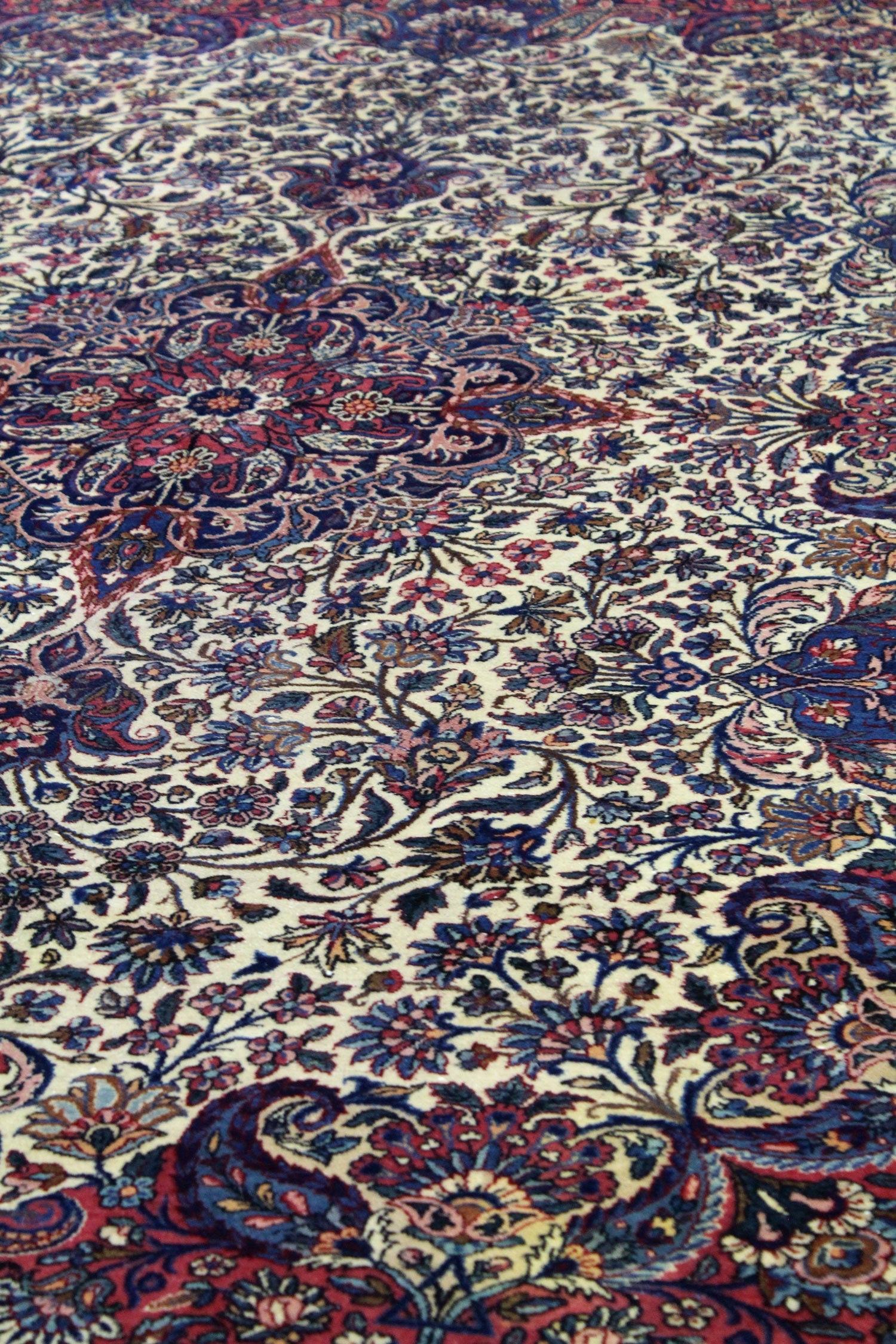 Vintage Kerman Handwoven Traditional Persian Rug JF8479 - Perfect for Living Room, Bedroom & Home Decor