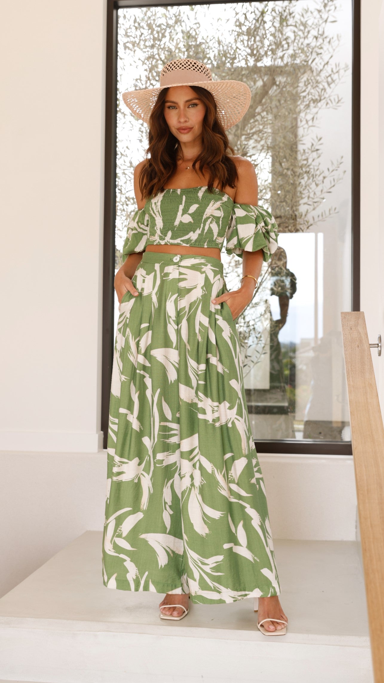 Callison Women's Green Print Crop Top and Pants Set - Stylish Matching Outfit for Casual Wear, Yoga, and Summer Fashion