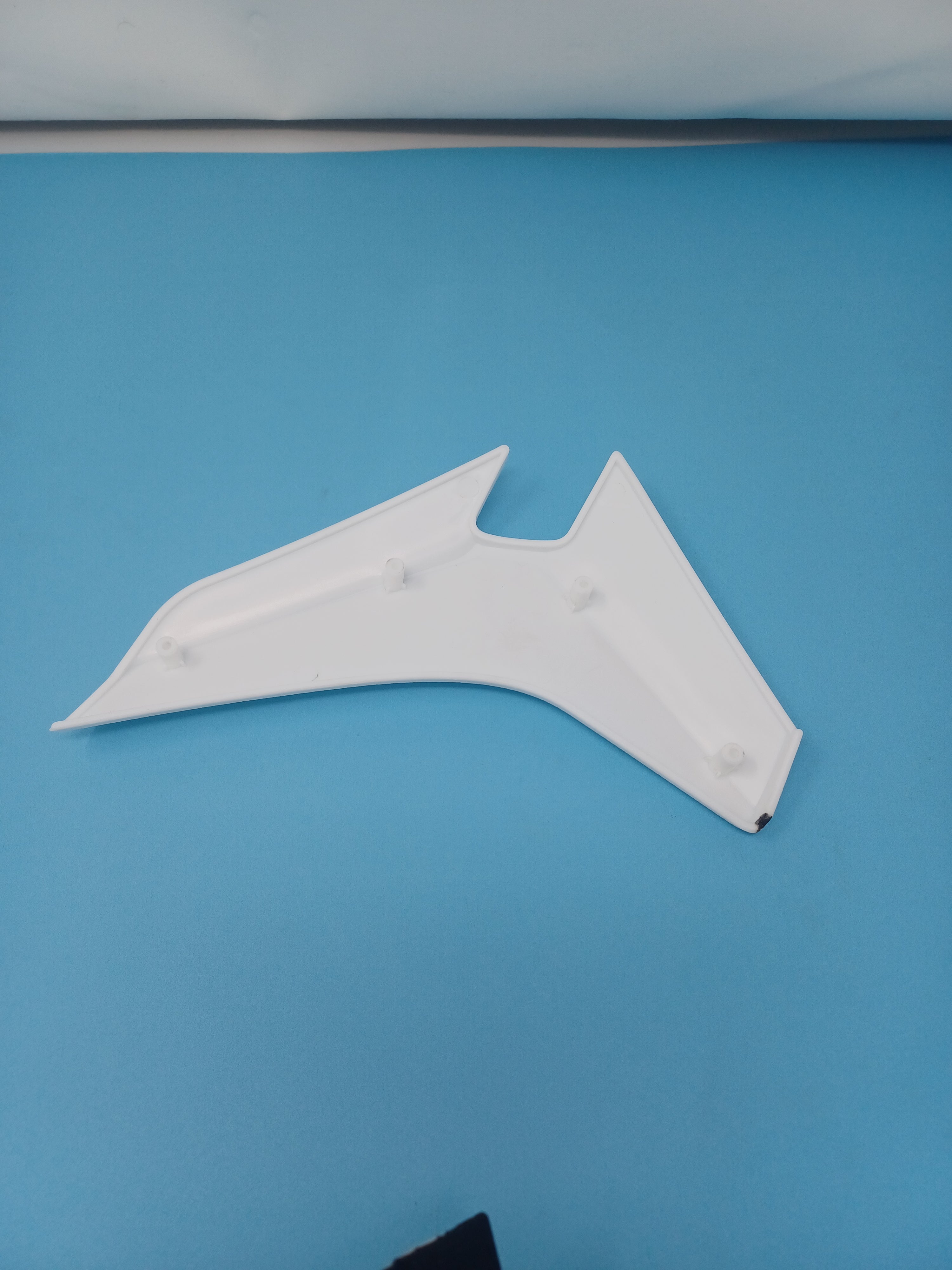 Venom Thunder 125cc Dirt Bike Right Side Tank Guard (301054002001) - Perfect for Off-Road Motorcycle Protection & Trail Riding Accessories