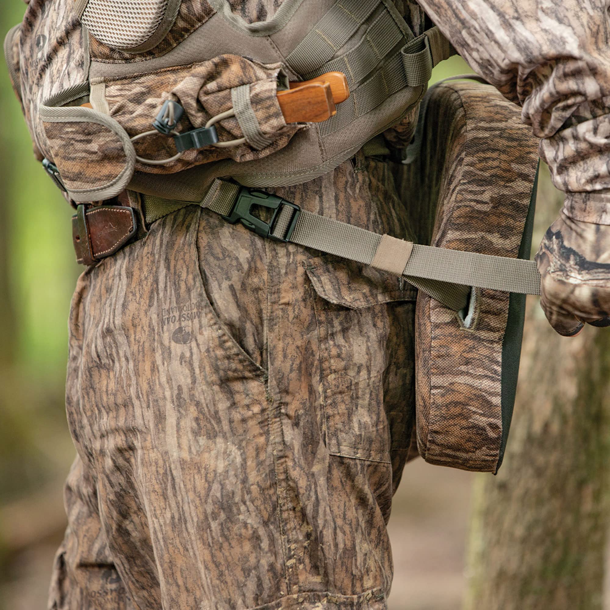 Knight & Hale Run-N-Gun 200 Turkey Hunting Vest Frame - Lightweight Adjustable for Comfortable Turkey Hunting & Outdoor Adventures