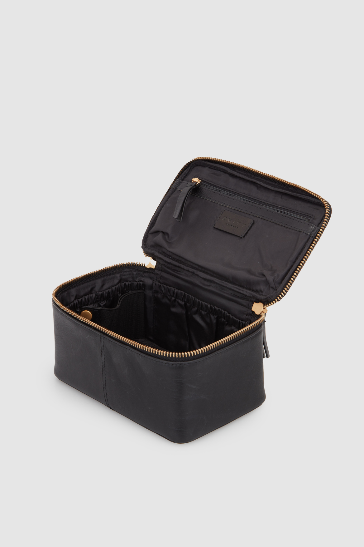 Bronte Genuine Leather Small Beauty Case - Compact Travel Makeup Organizer for Women, Perfect for Cosmetics & Toiletries On-The-Go
